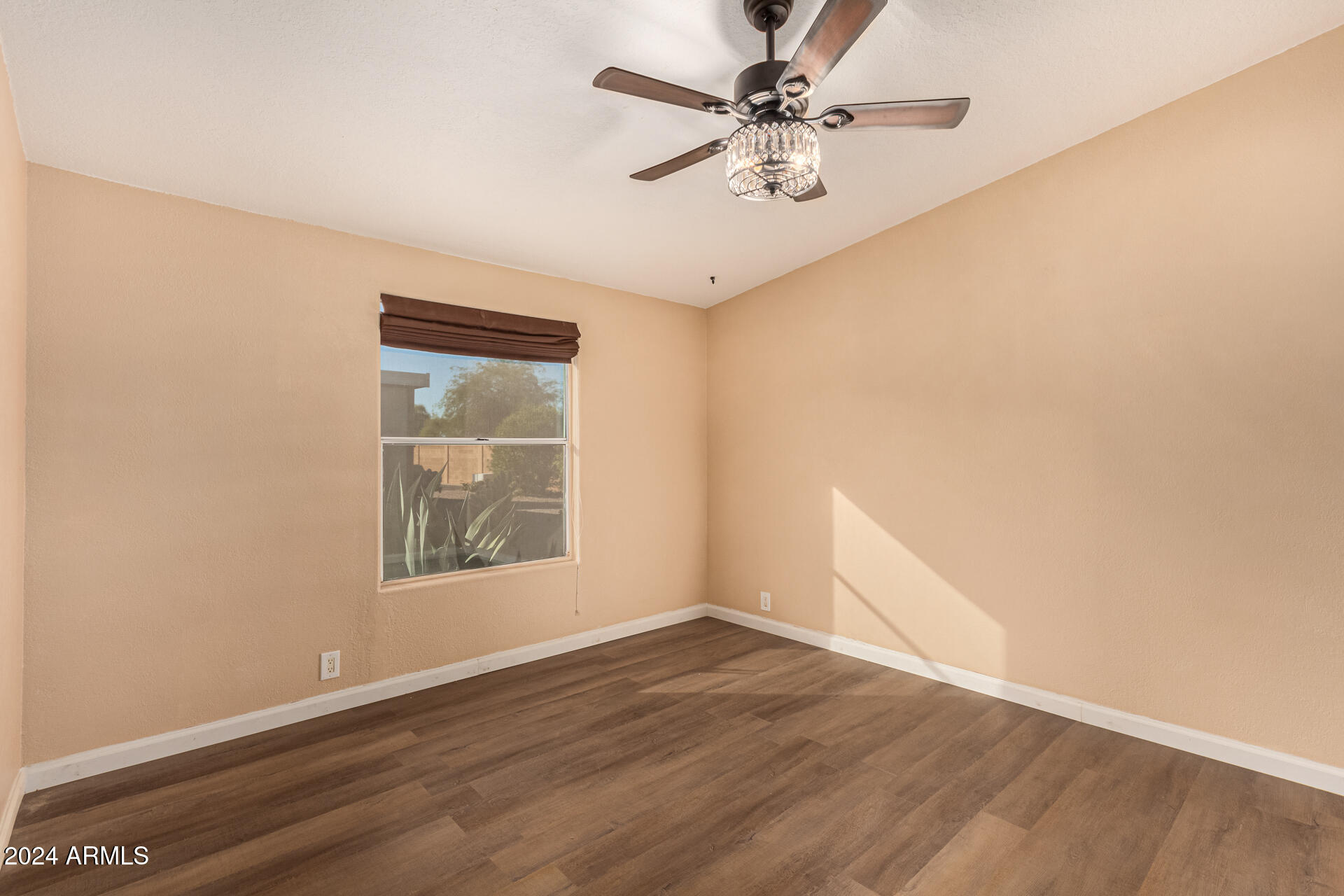 2208 W BASELINE Avenue, 153