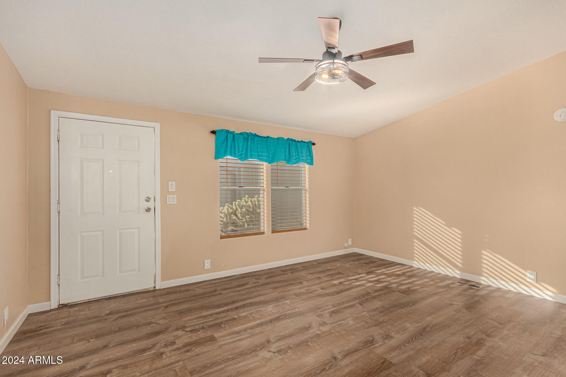 2208 W BASELINE Avenue, 153