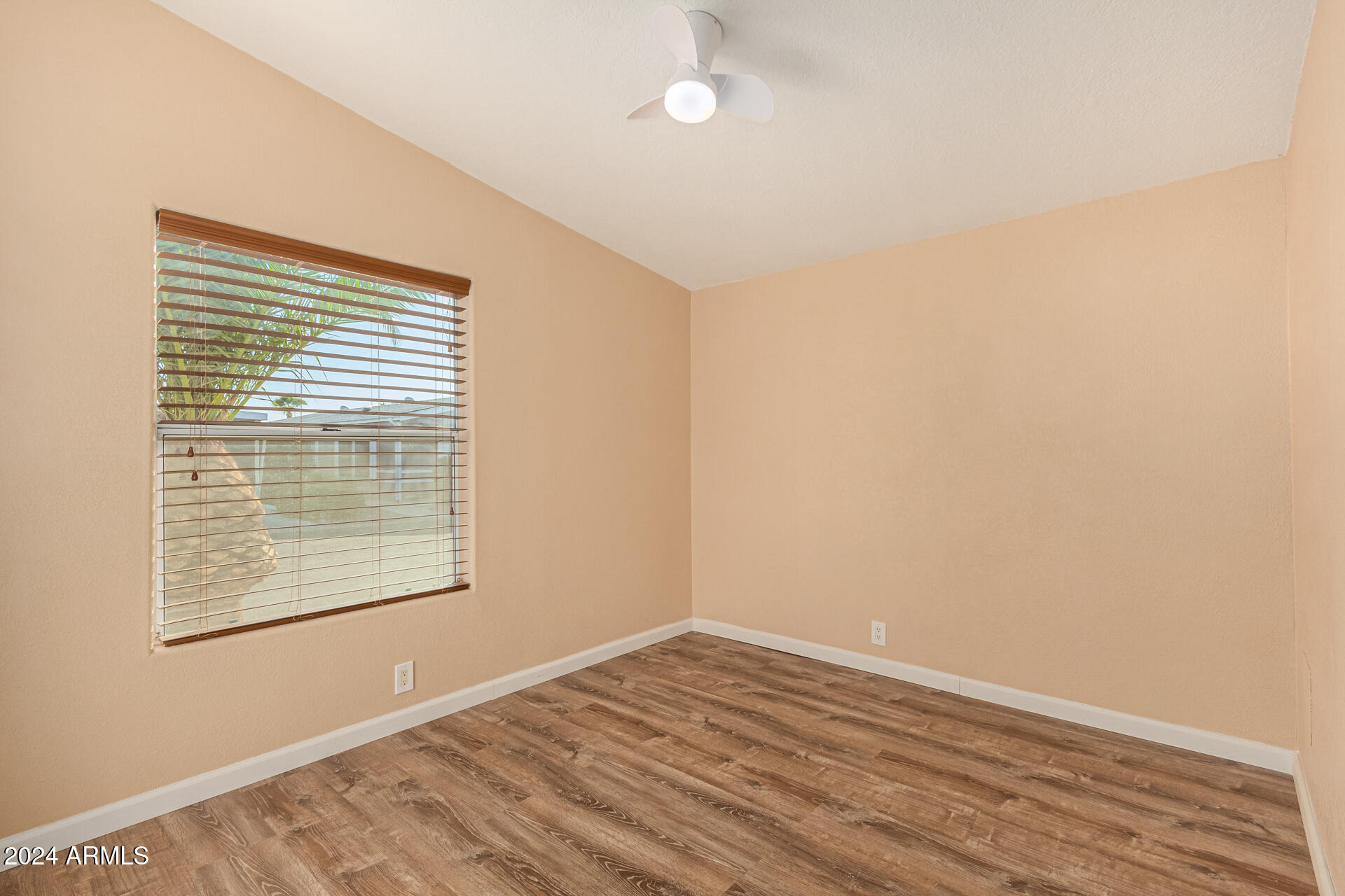 2208 W BASELINE Avenue, 153