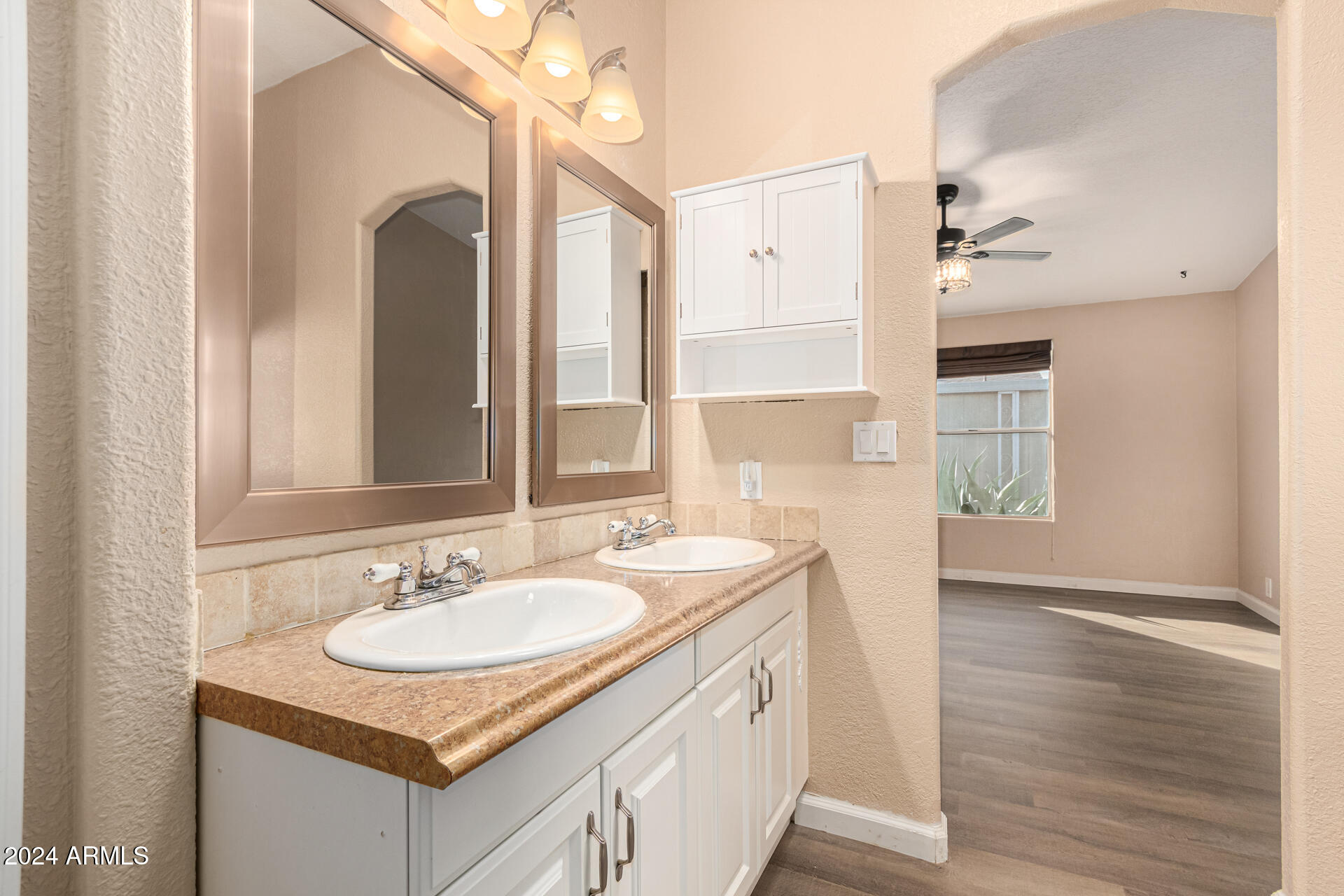 2208 W BASELINE Avenue, 153