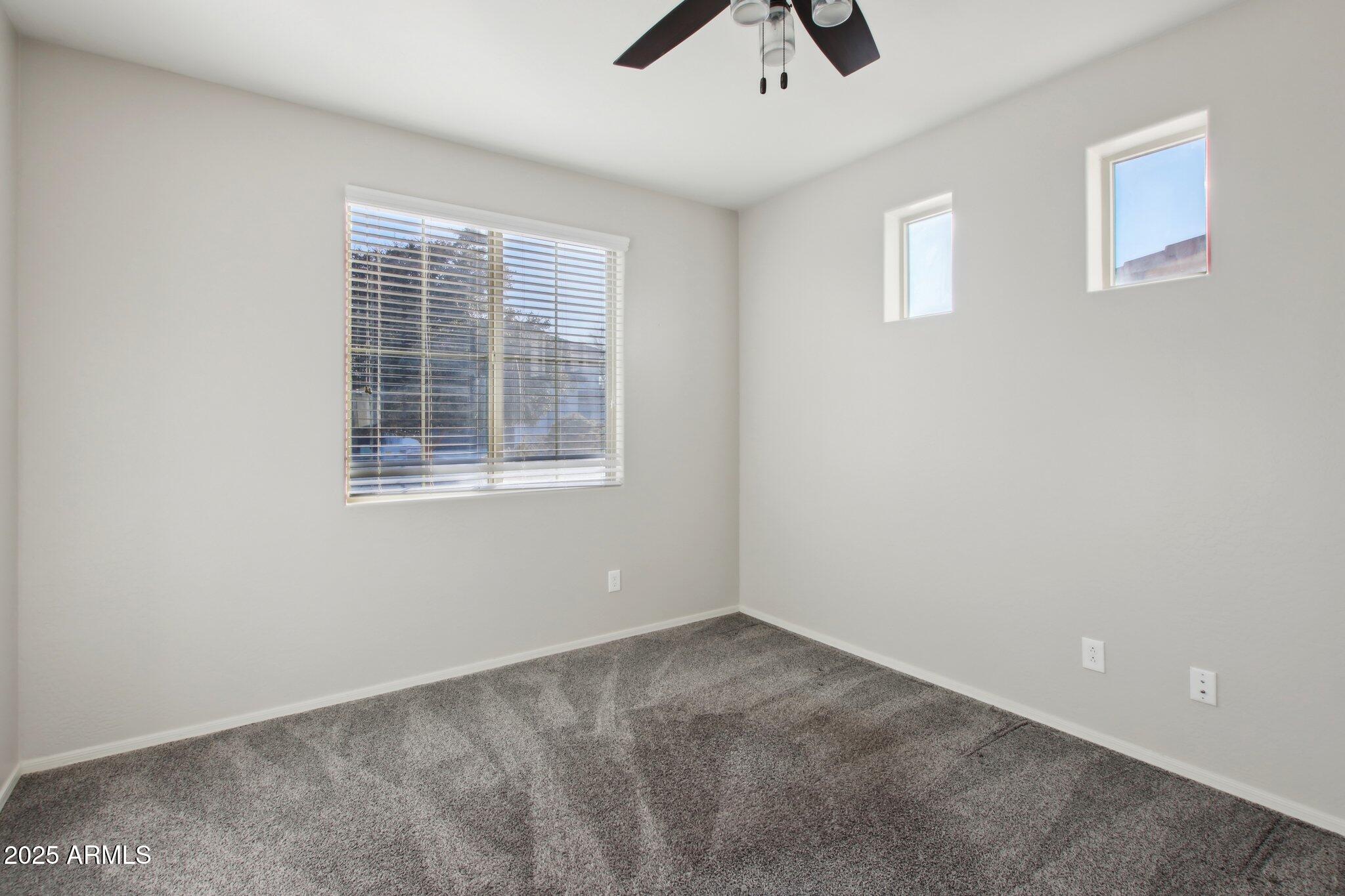 1132 W SANTA GERTRUDIS Trail