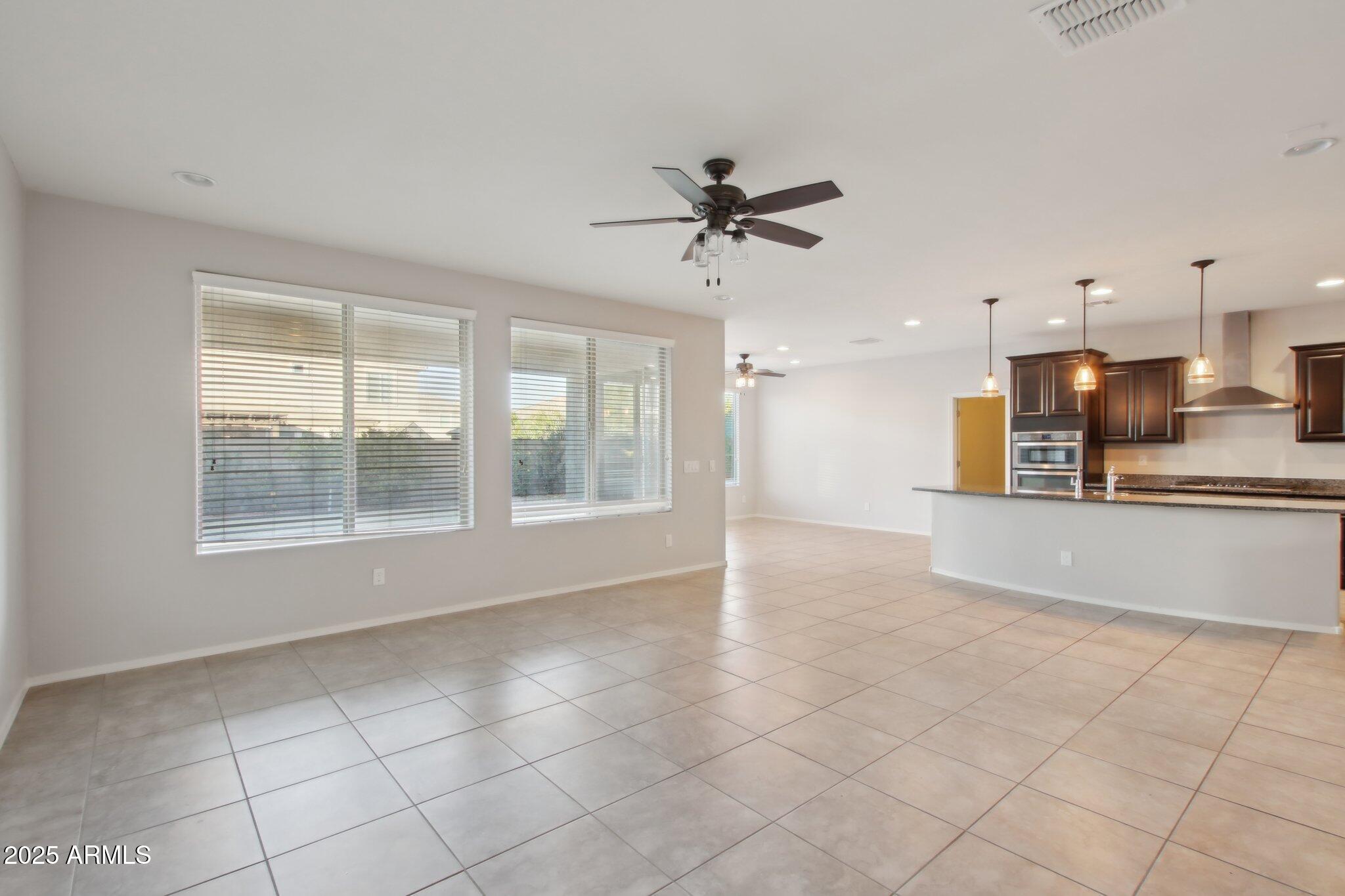 1132 W SANTA GERTRUDIS Trail