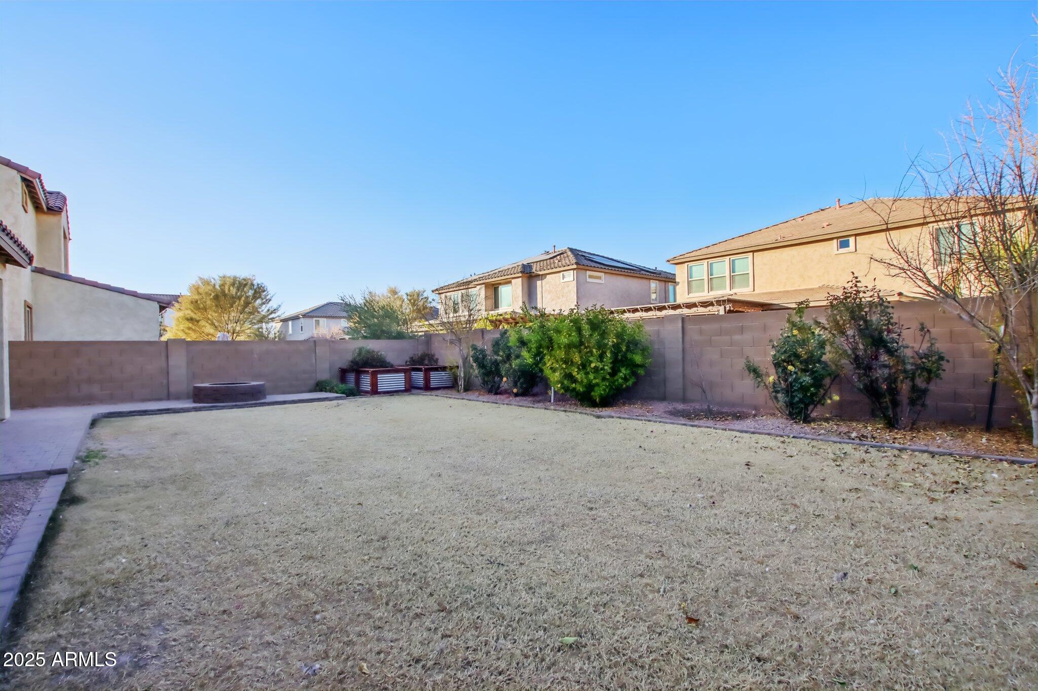 1132 W SANTA GERTRUDIS Trail