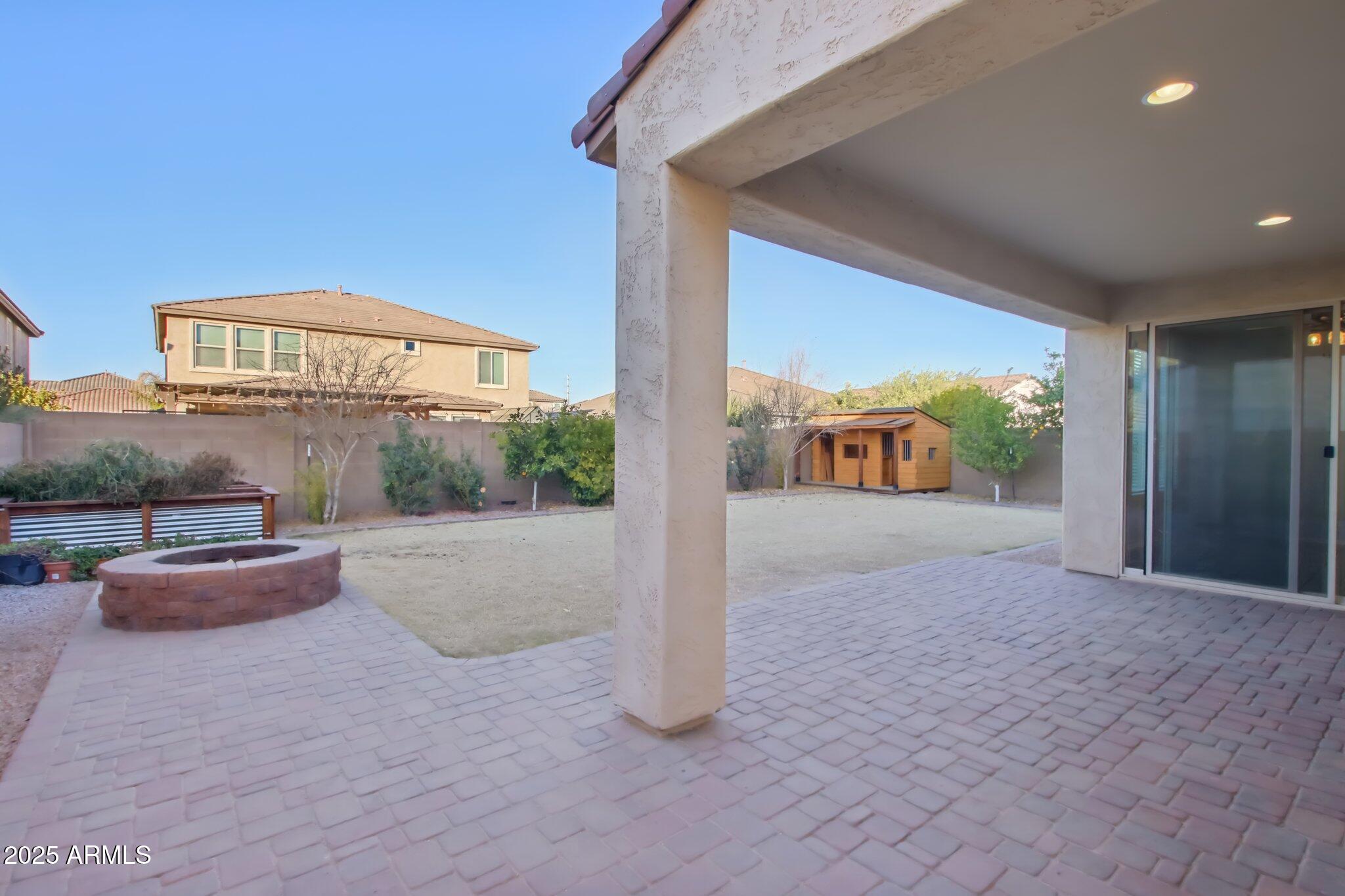 1132 W SANTA GERTRUDIS Trail