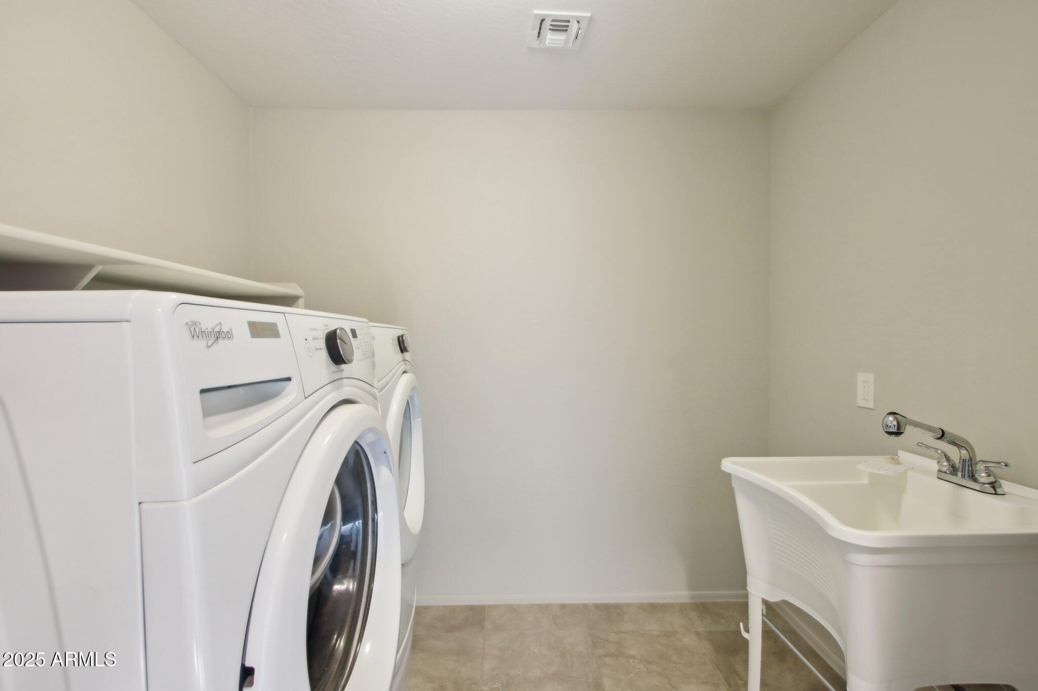 1132 W SANTA GERTRUDIS Trail