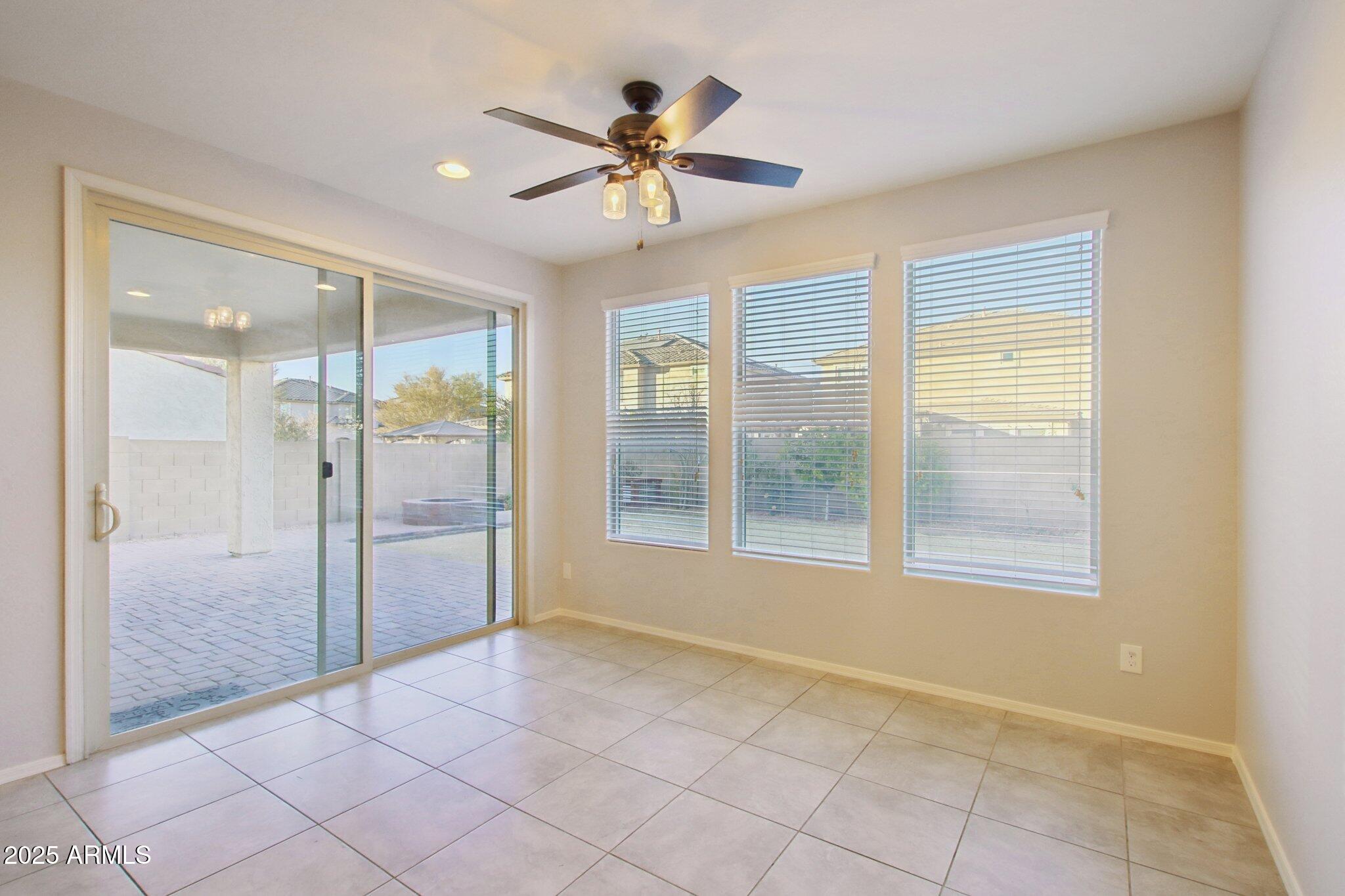 1132 W SANTA GERTRUDIS Trail