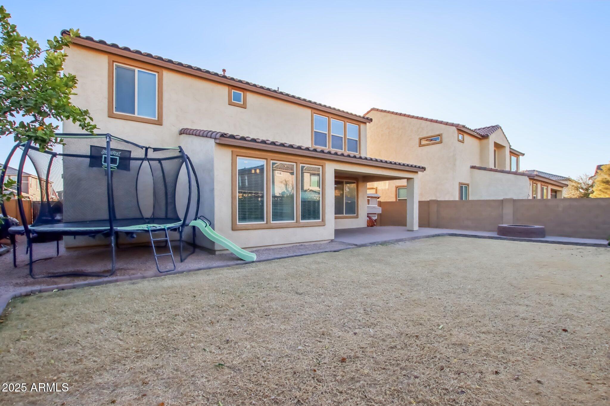 1132 W SANTA GERTRUDIS Trail