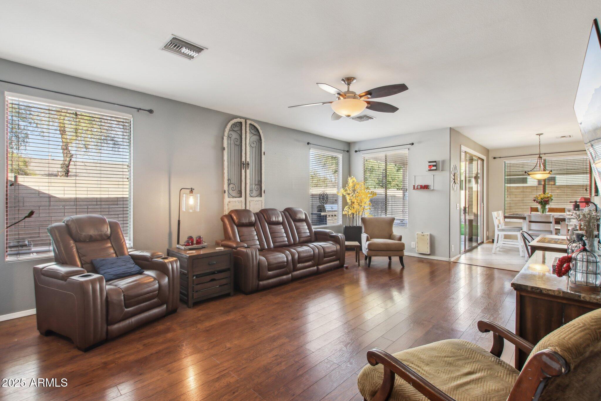 261 N NASH Way