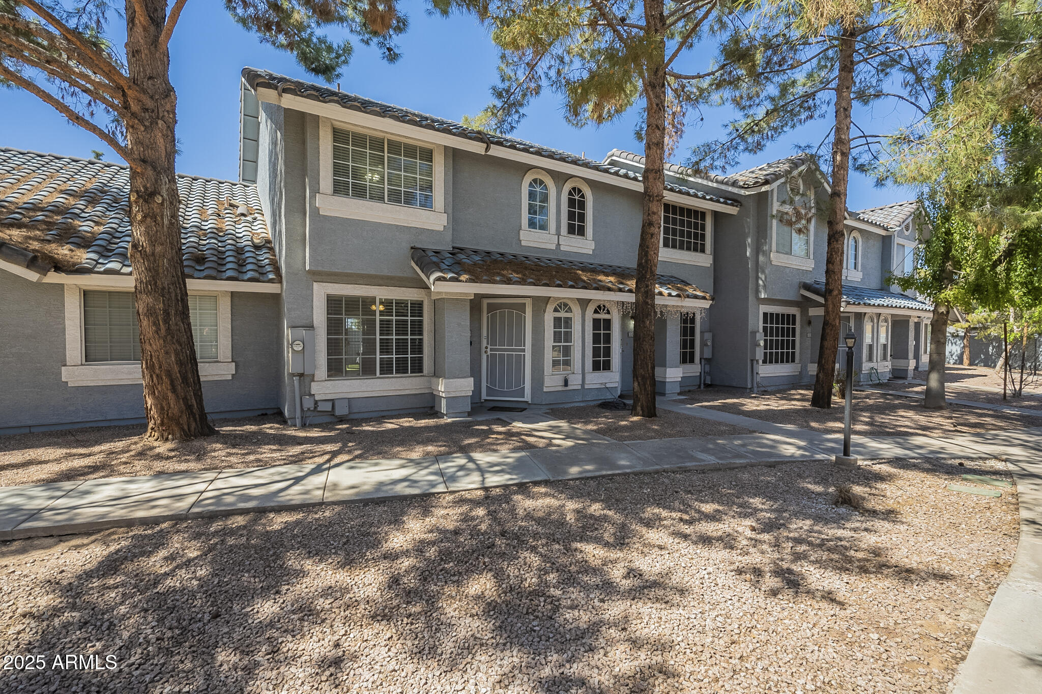 860 N MCQUEEN Road, 1028