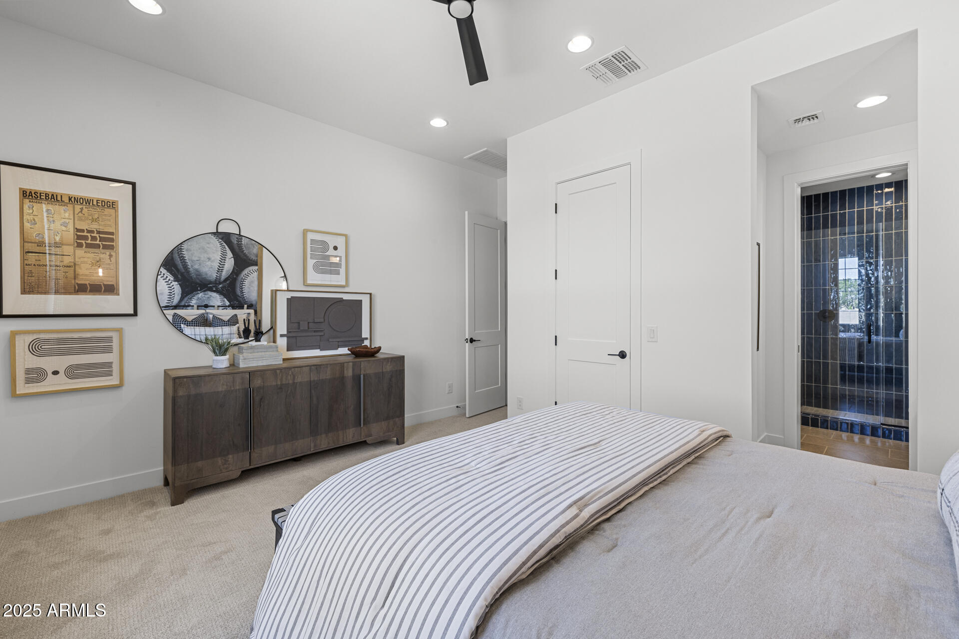 2153 E CHERRYWOOD Place