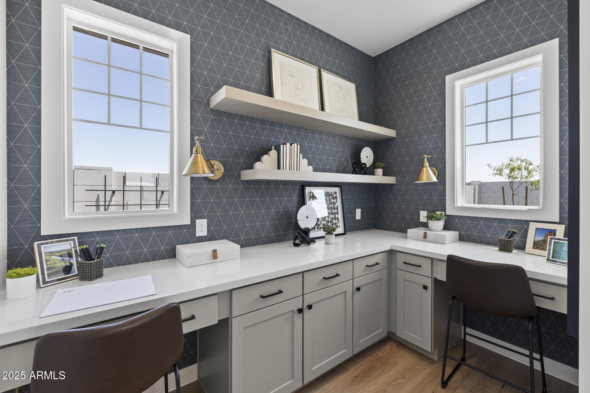 2153 E CHERRYWOOD Place