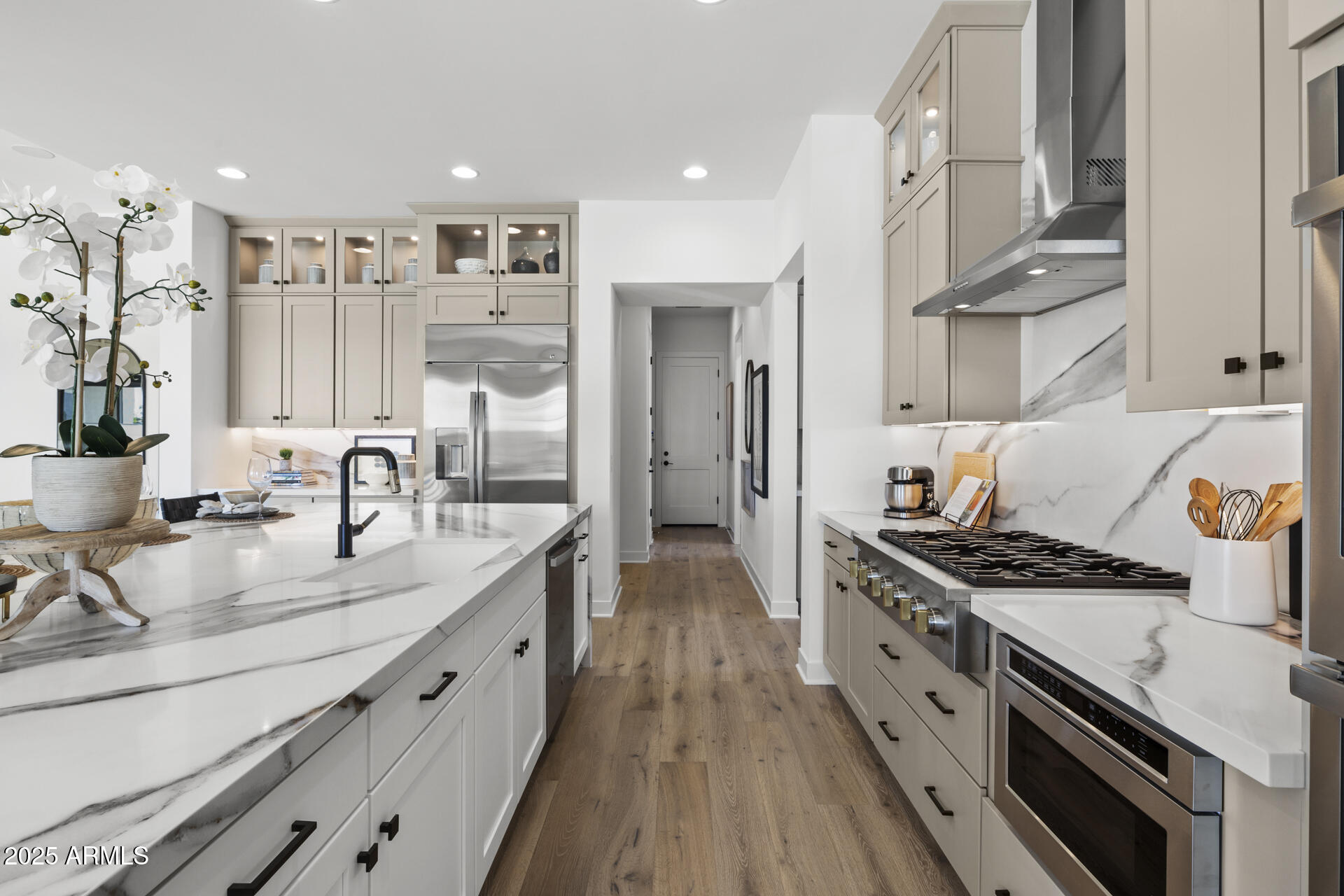 2153 E CHERRYWOOD Place