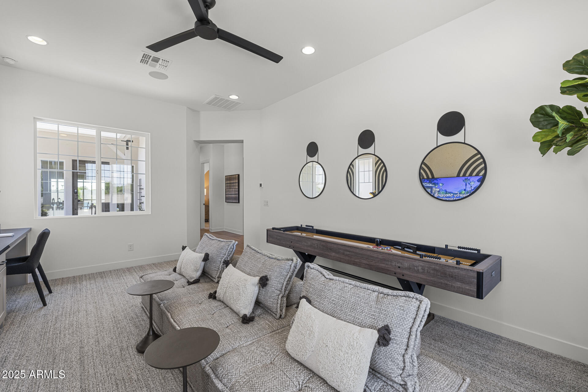 2153 E CHERRYWOOD Place