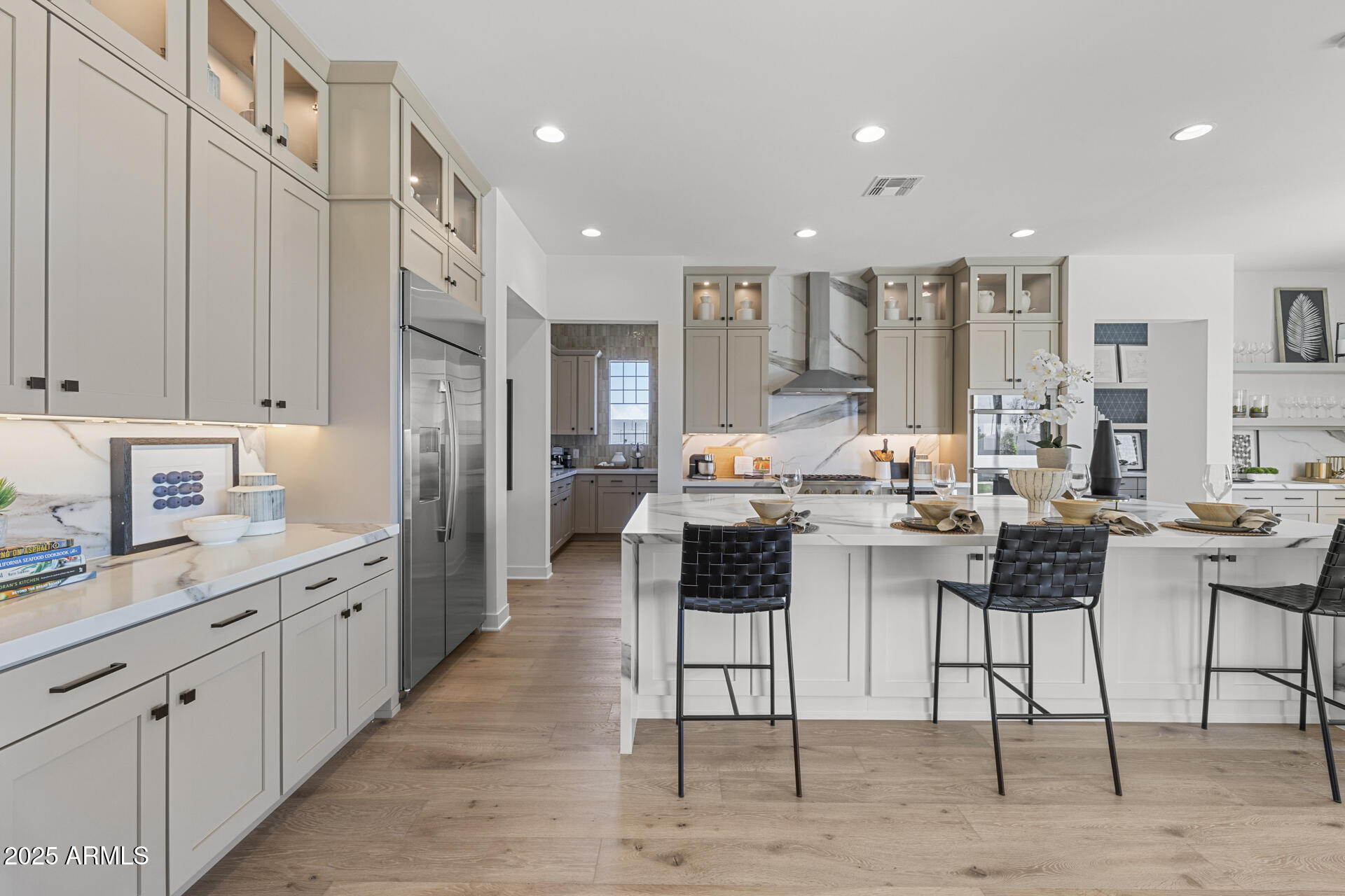 2153 E CHERRYWOOD Place