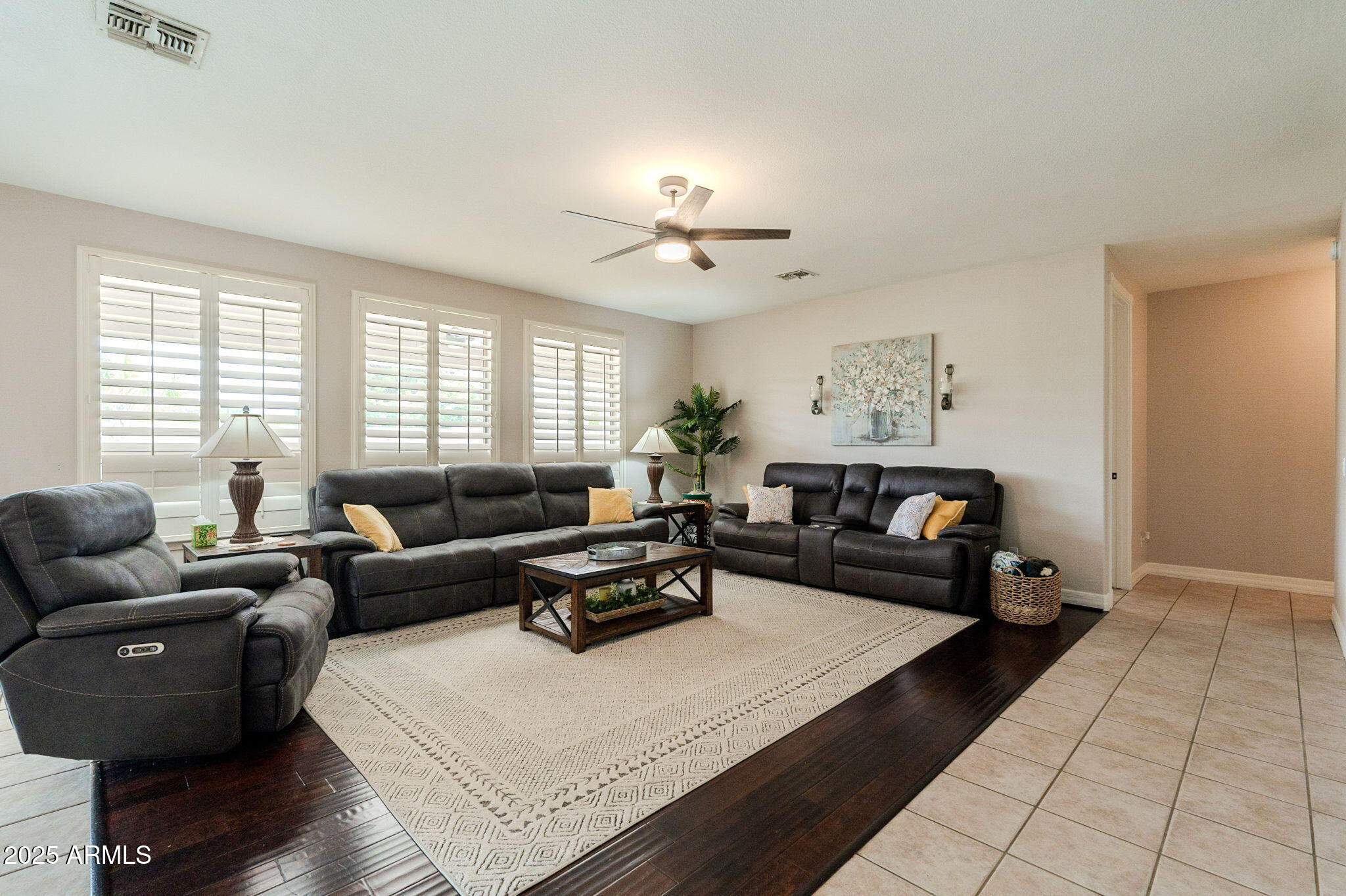 3053 S CANFIELD