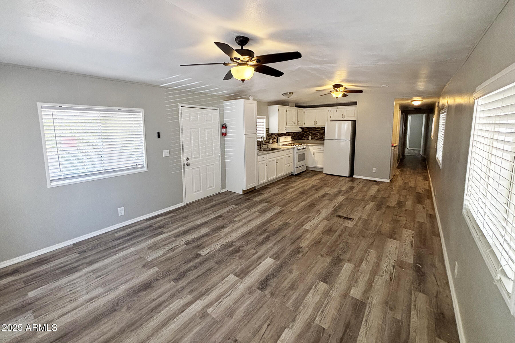 10122 E ILLINI Street, 5