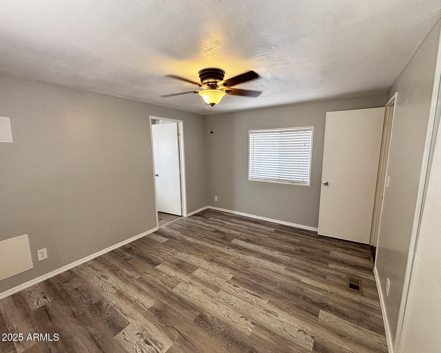 10122 E ILLINI Street, 5