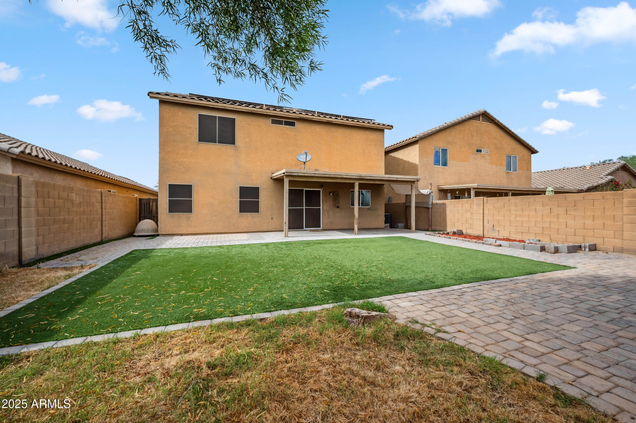 4587 E SILVERBELL Road