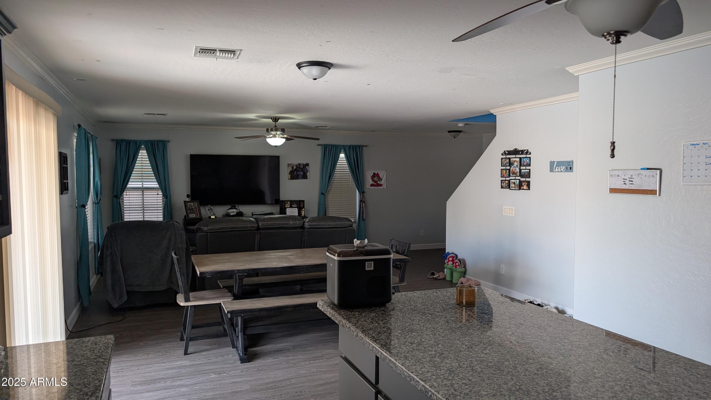 396 E MADDISON Street