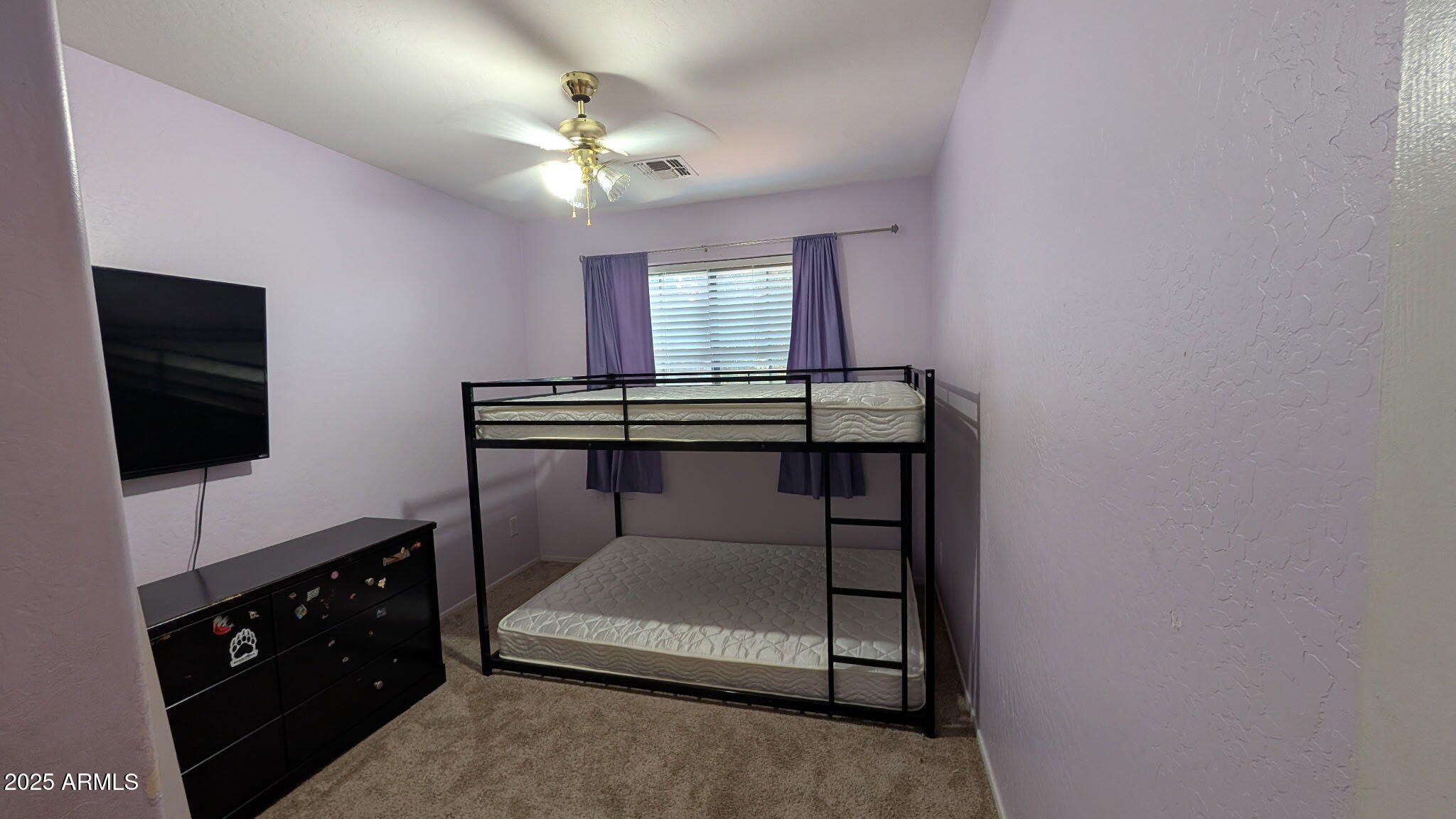 396 E MADDISON Street