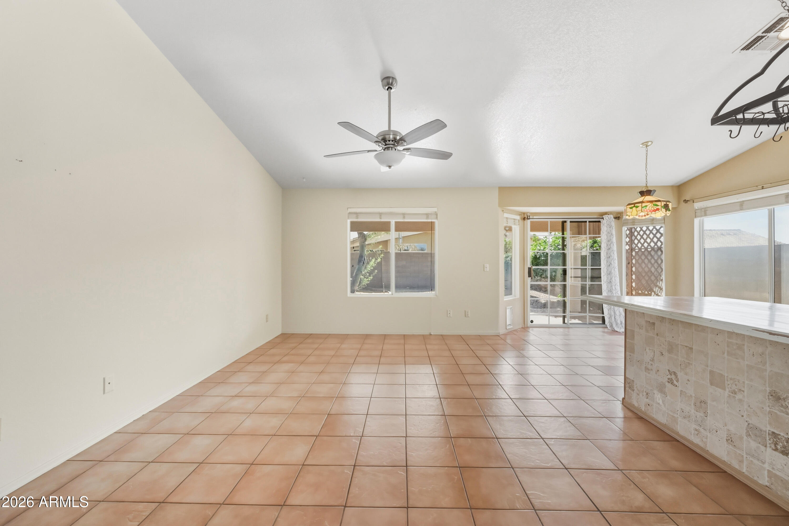 10763 W RUNION Drive, Peoria