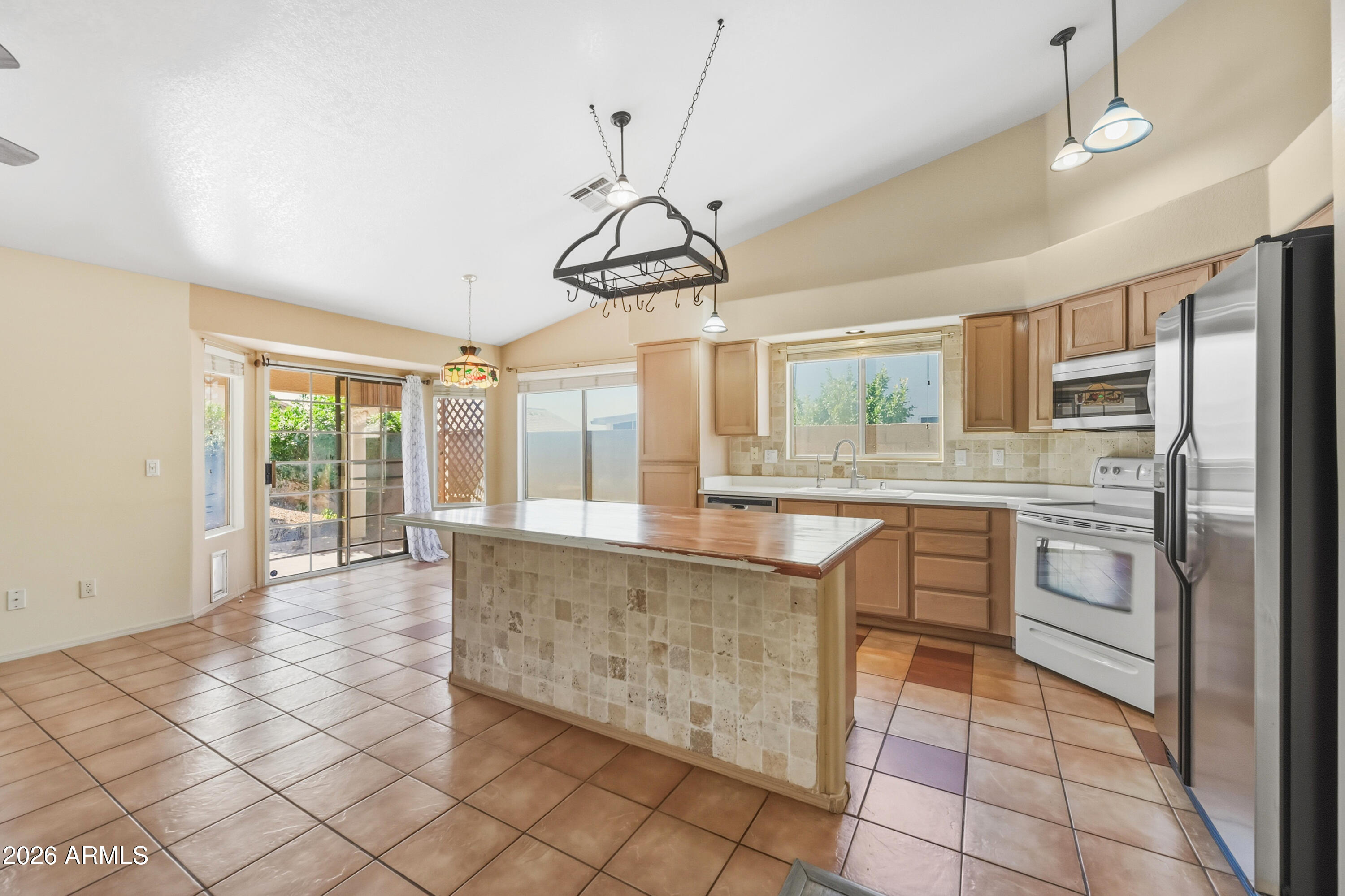 10763 W RUNION Drive, Peoria