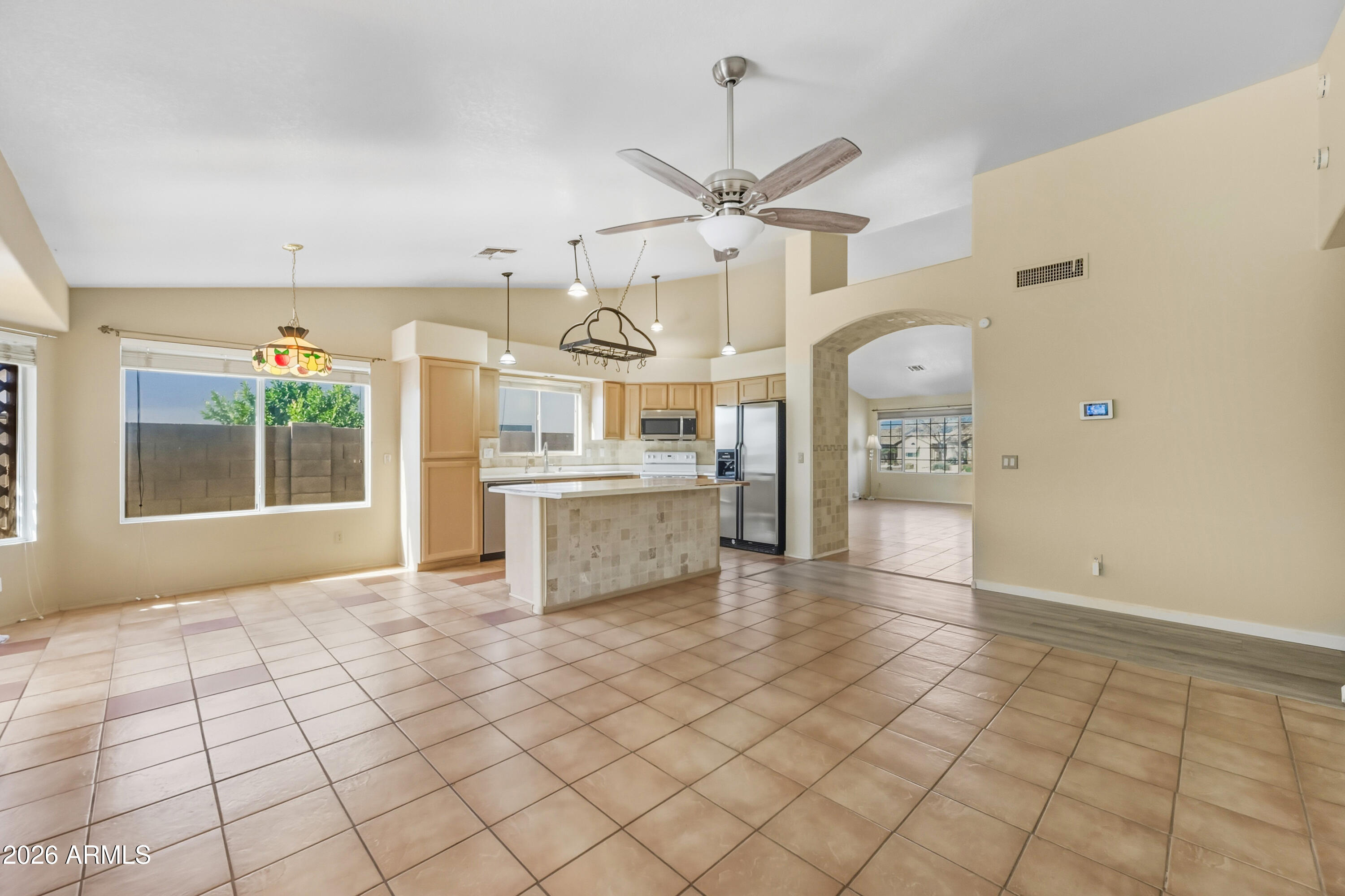 10763 W RUNION Drive, Peoria