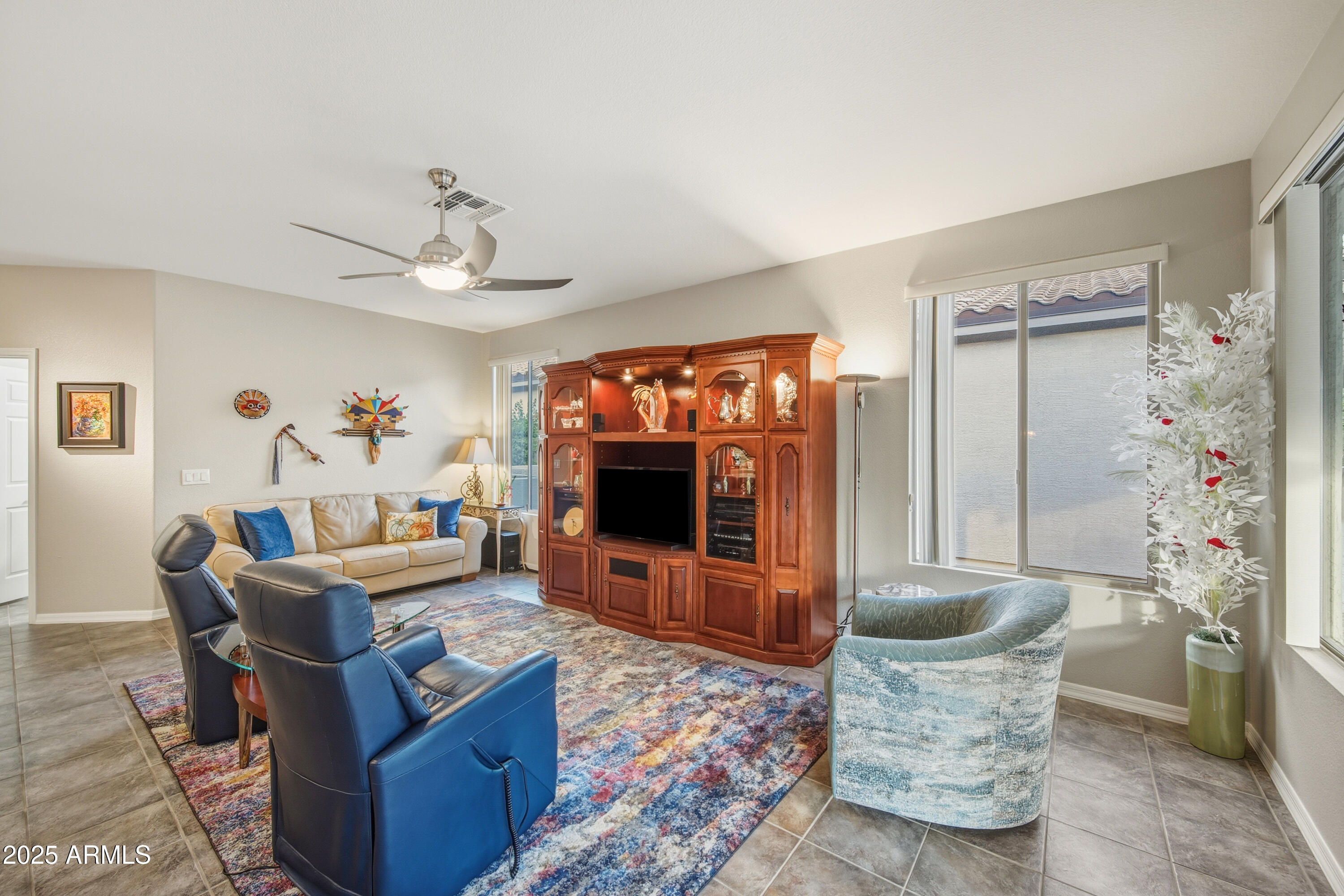 4701 E NIGHTINGALE Lane