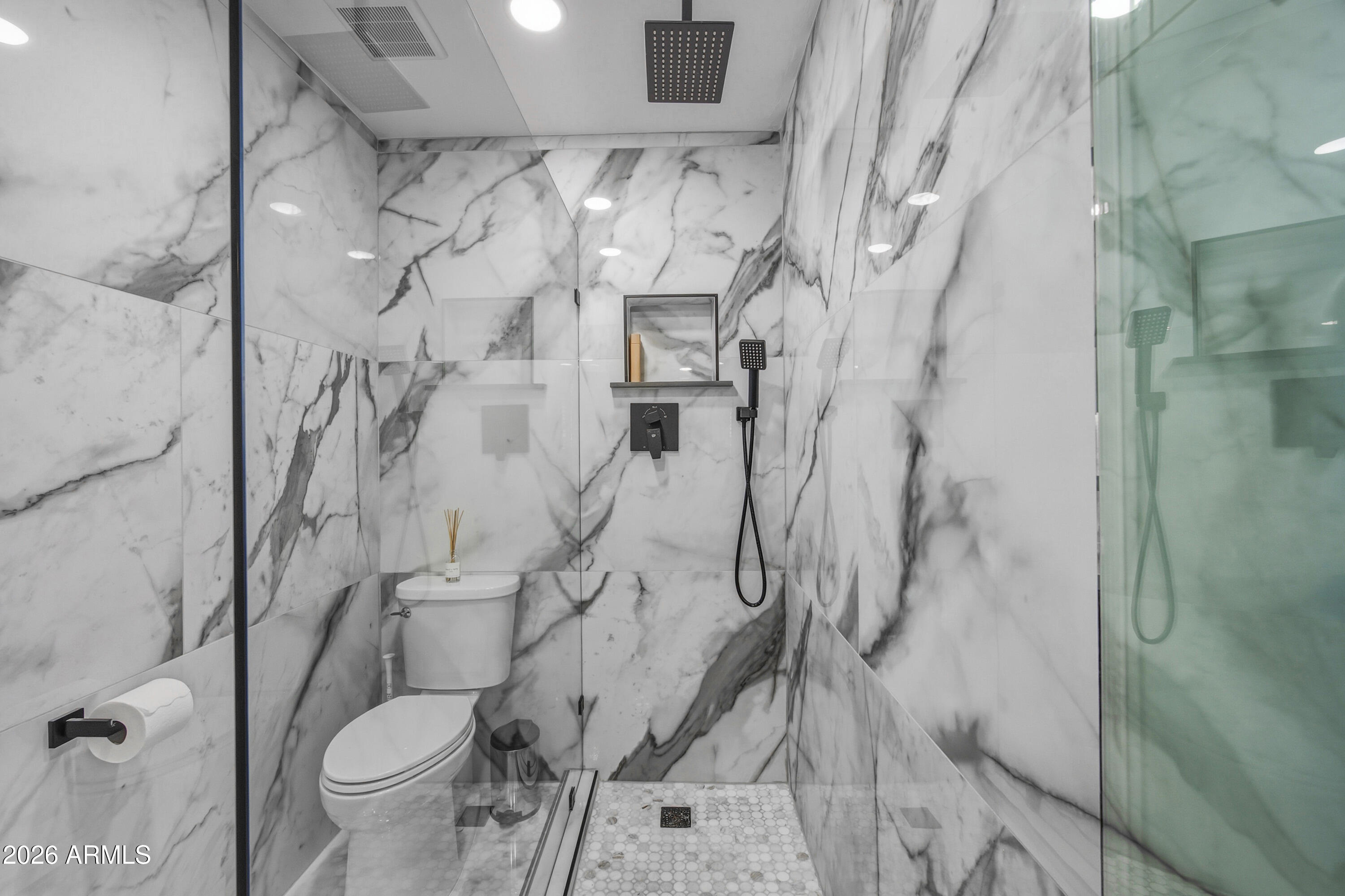 7141 N 16TH Street 209