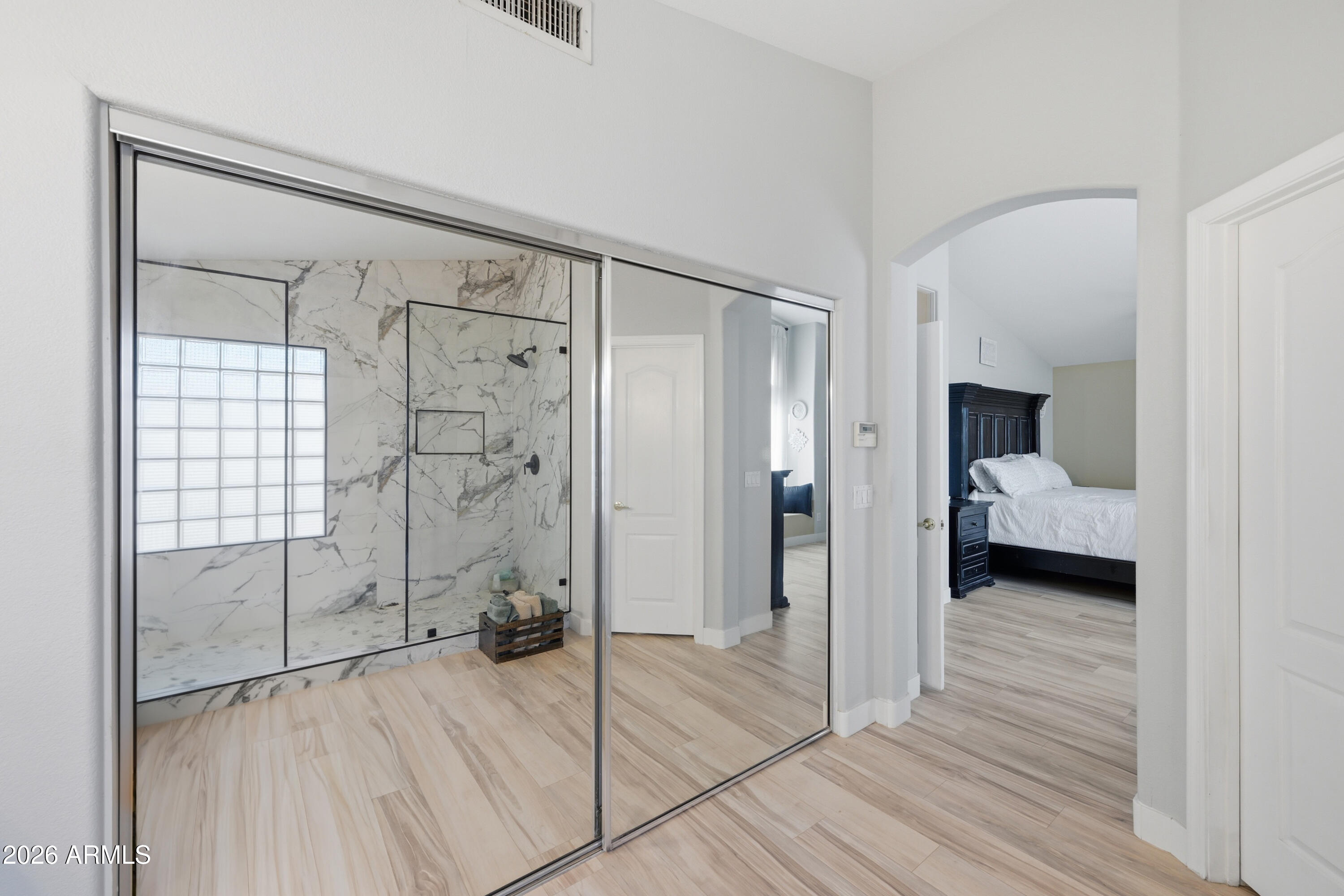 7231 E FAIRVIEW Avenue