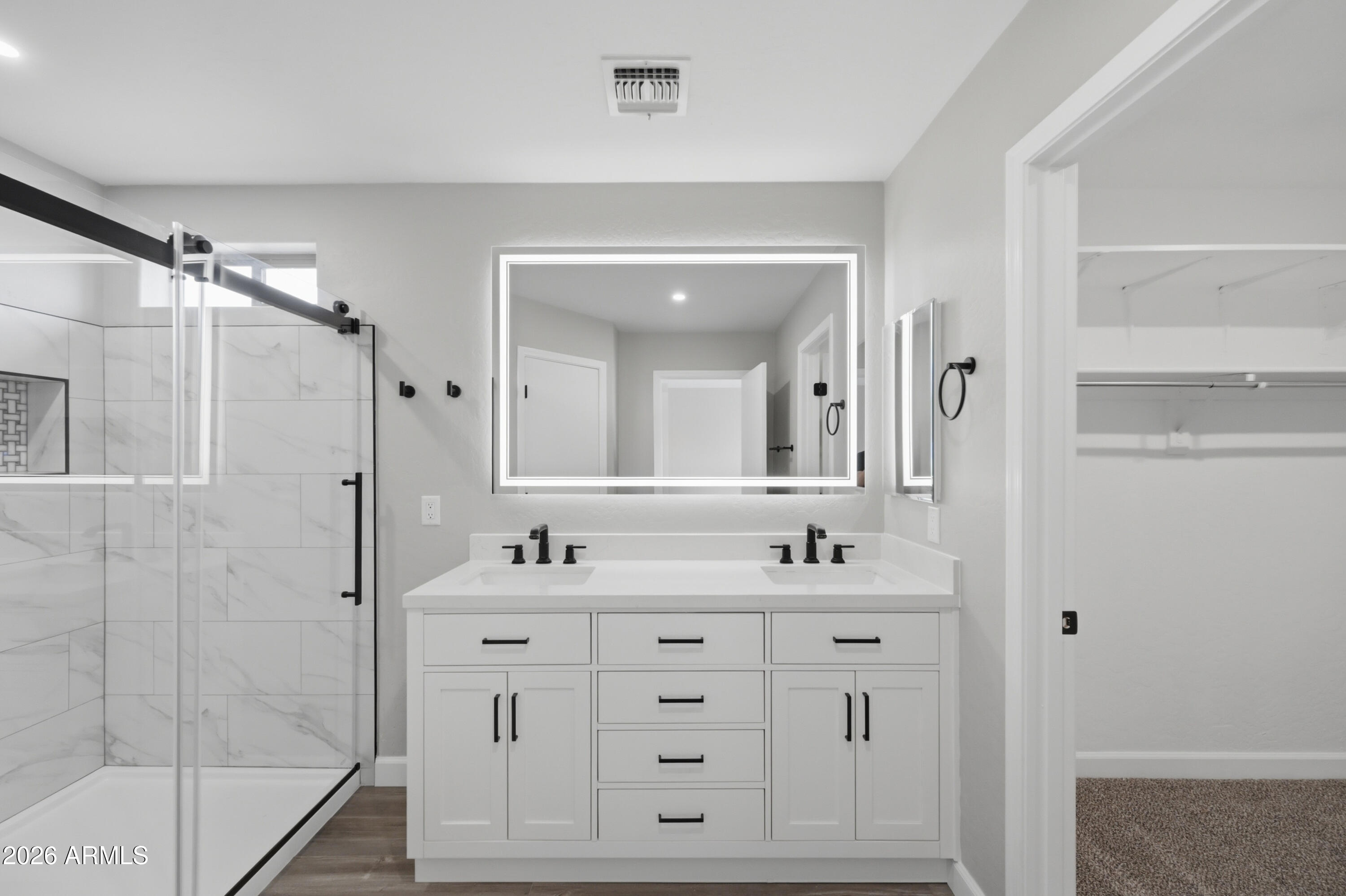 396 E MADDISON Street