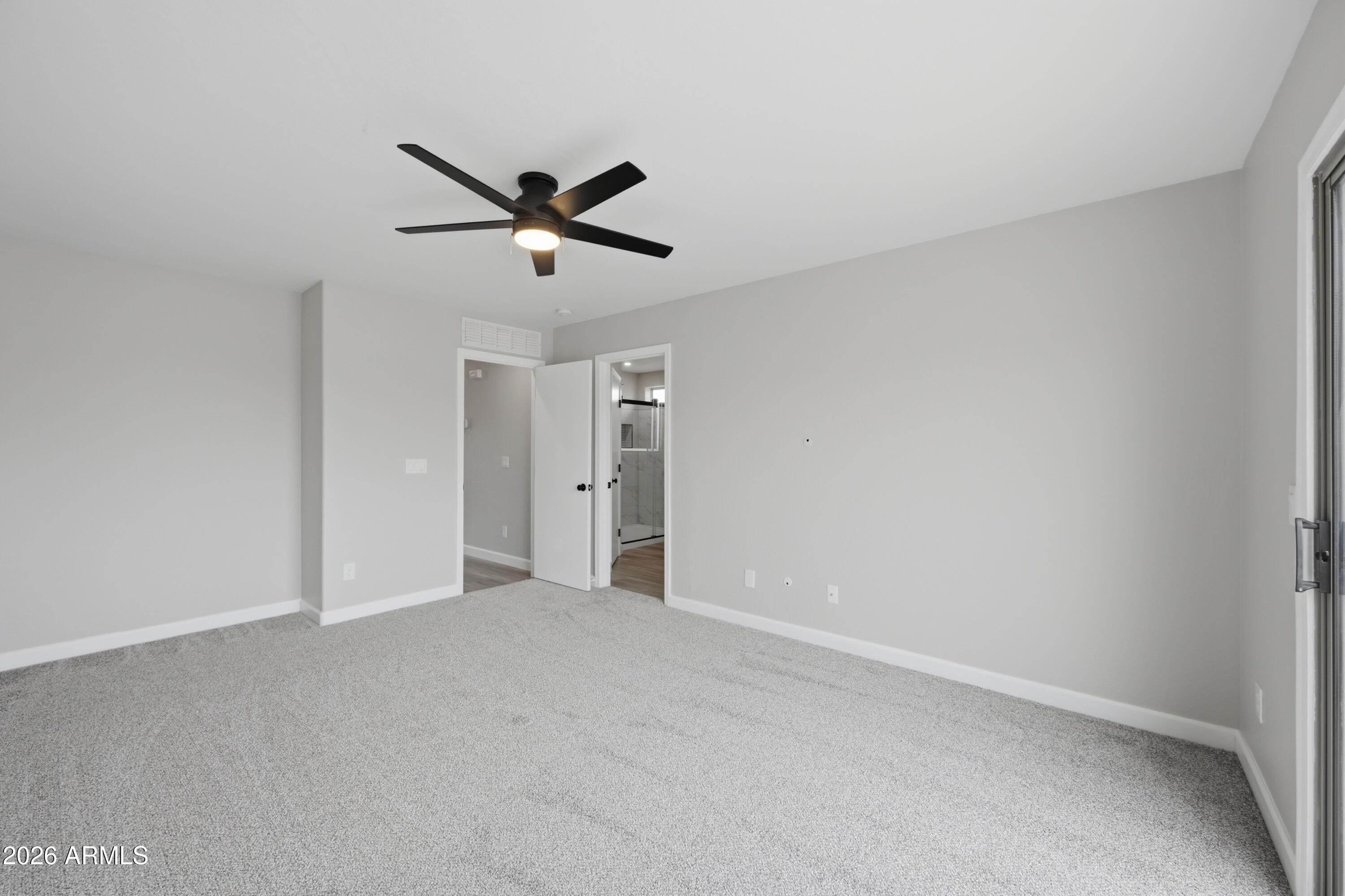 396 E MADDISON Street