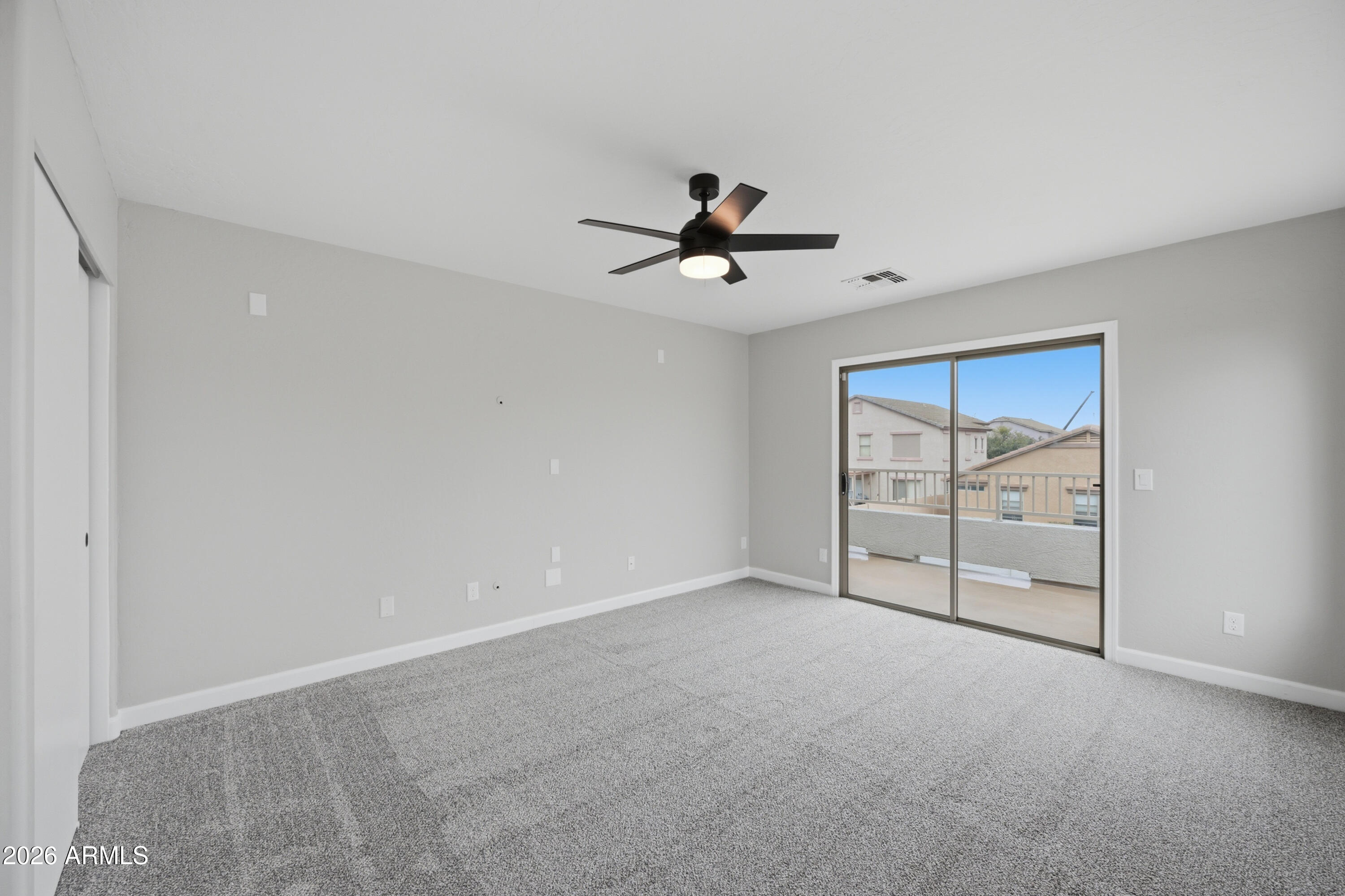 396 E MADDISON Street