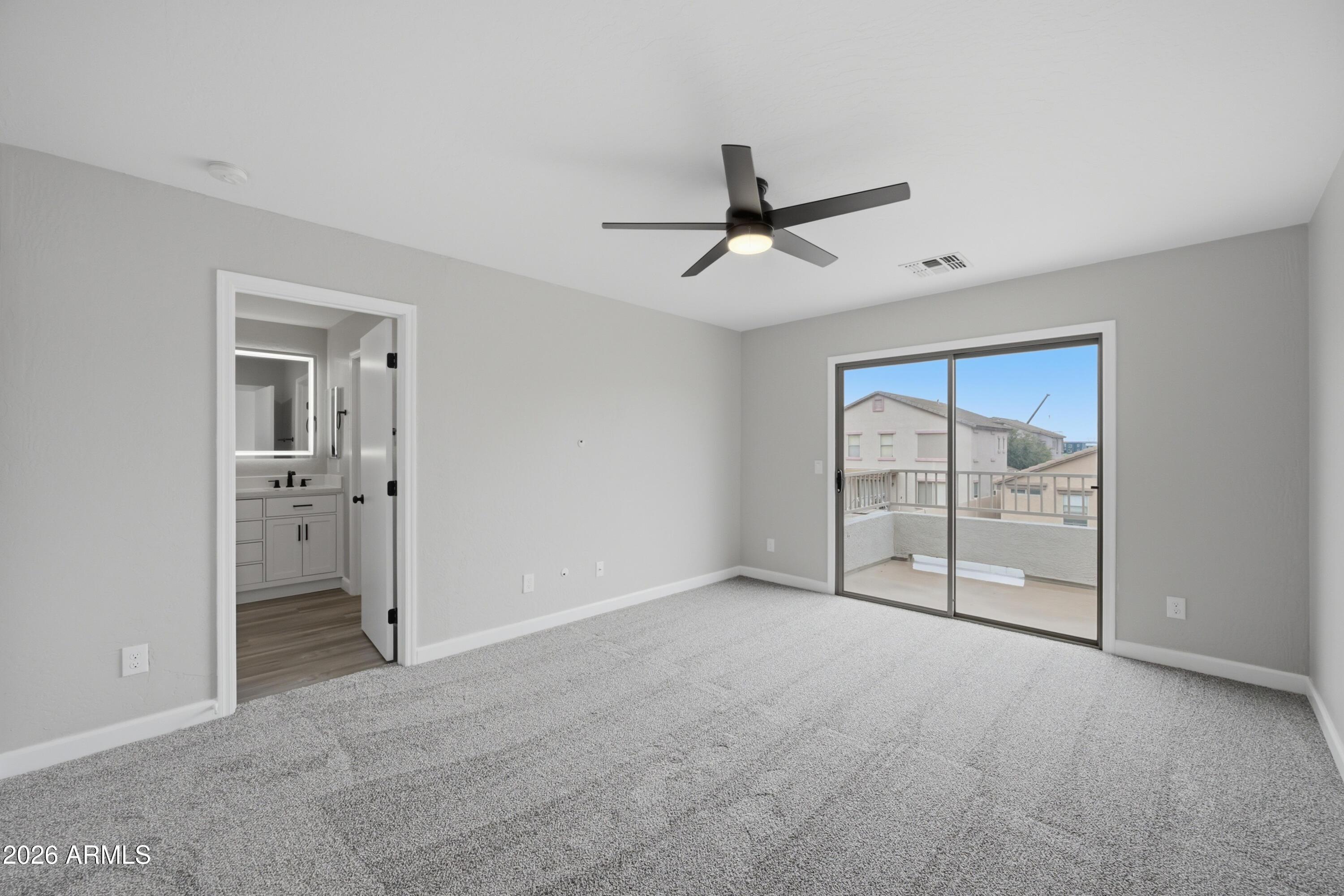 396 E MADDISON Street