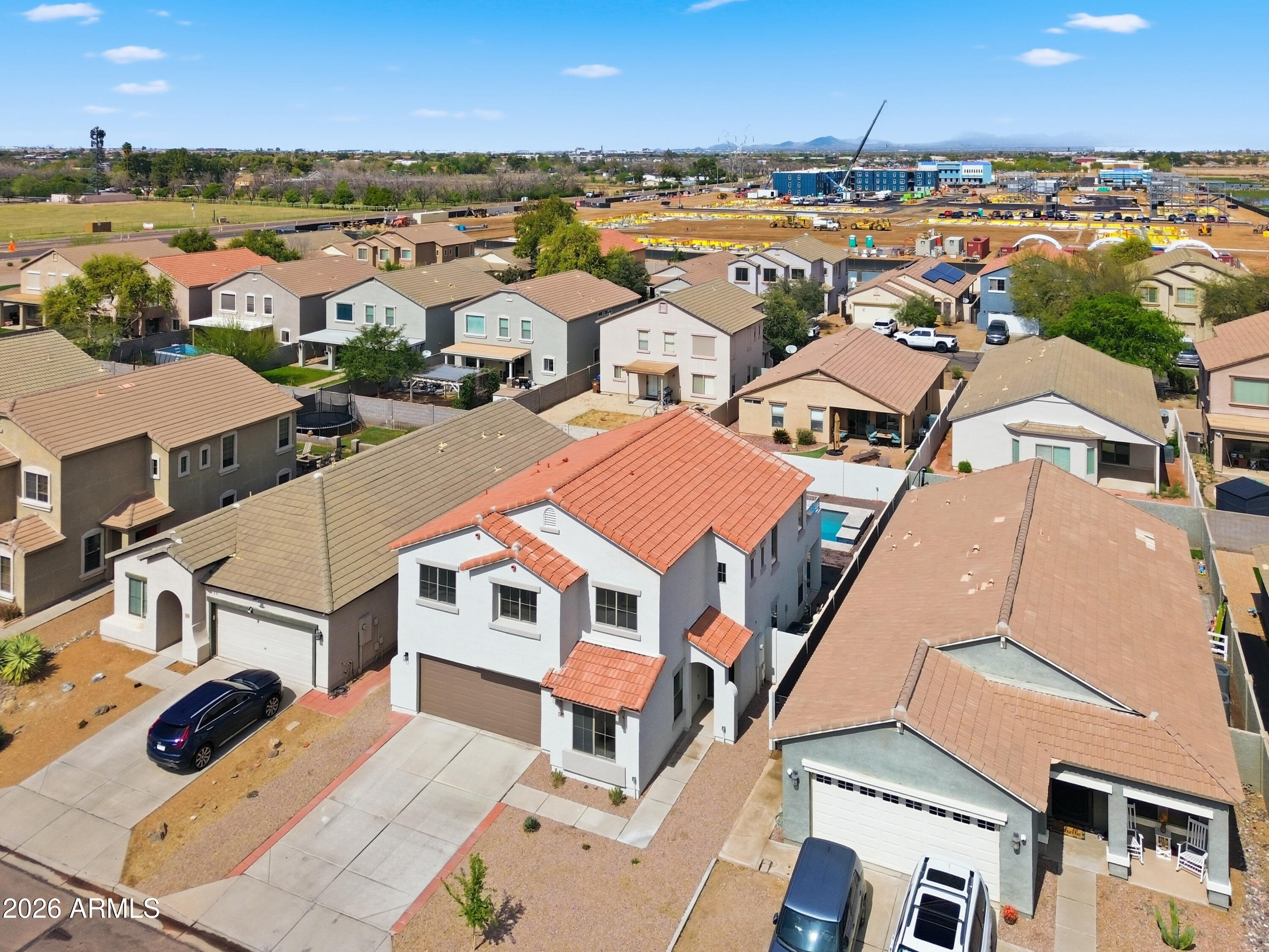 396 E MADDISON Street