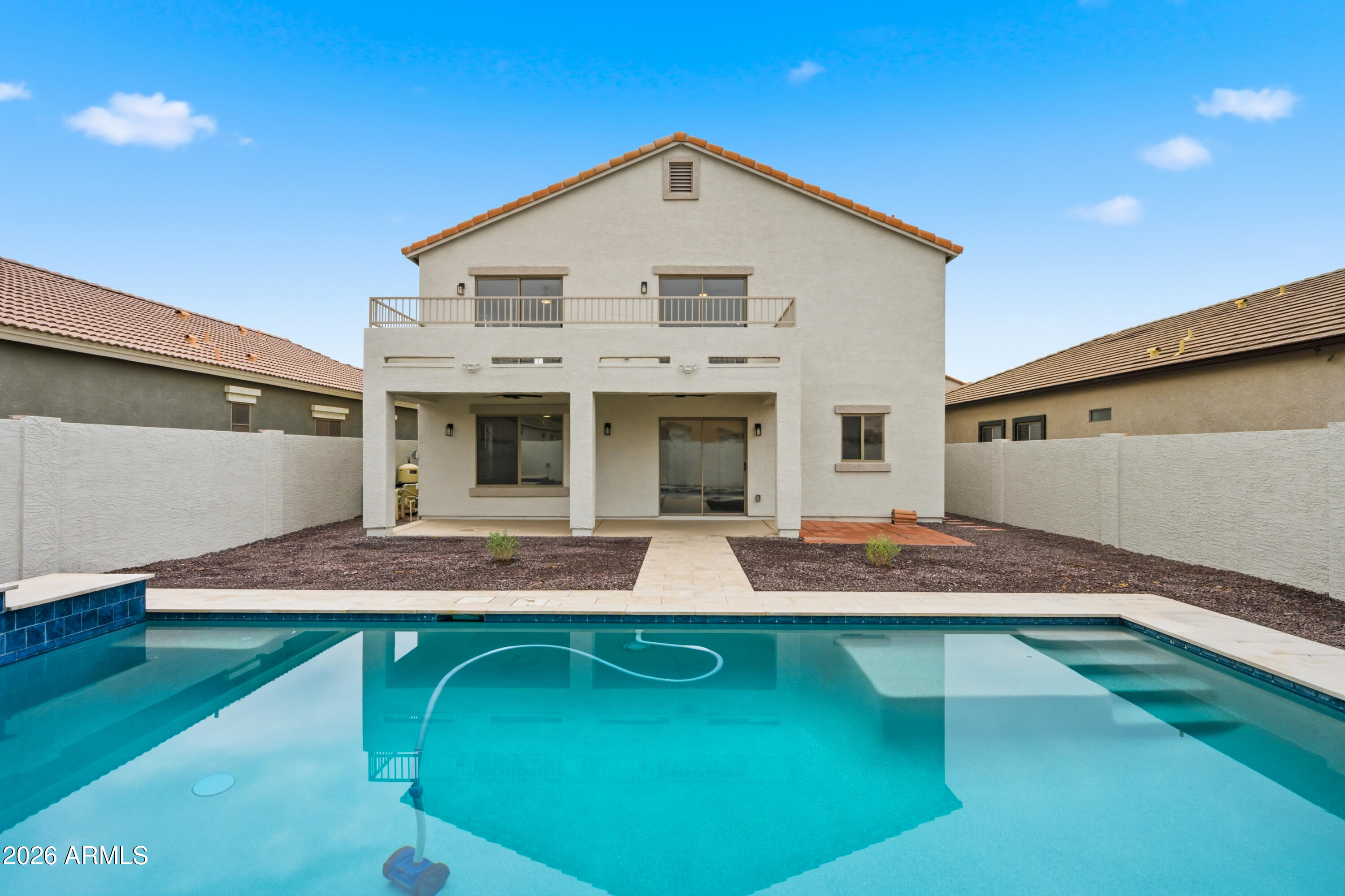 396 E MADDISON Street