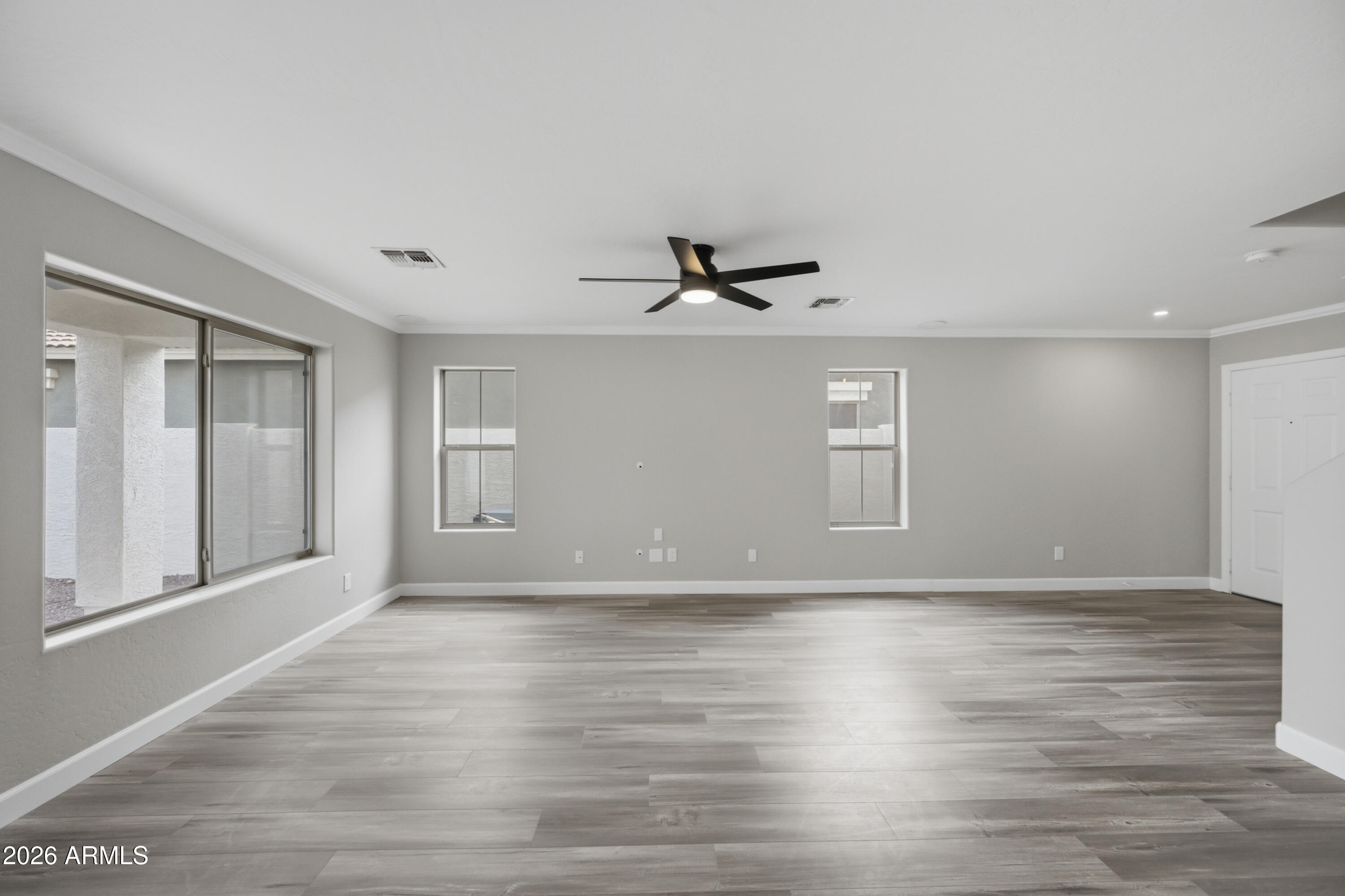 396 E MADDISON Street