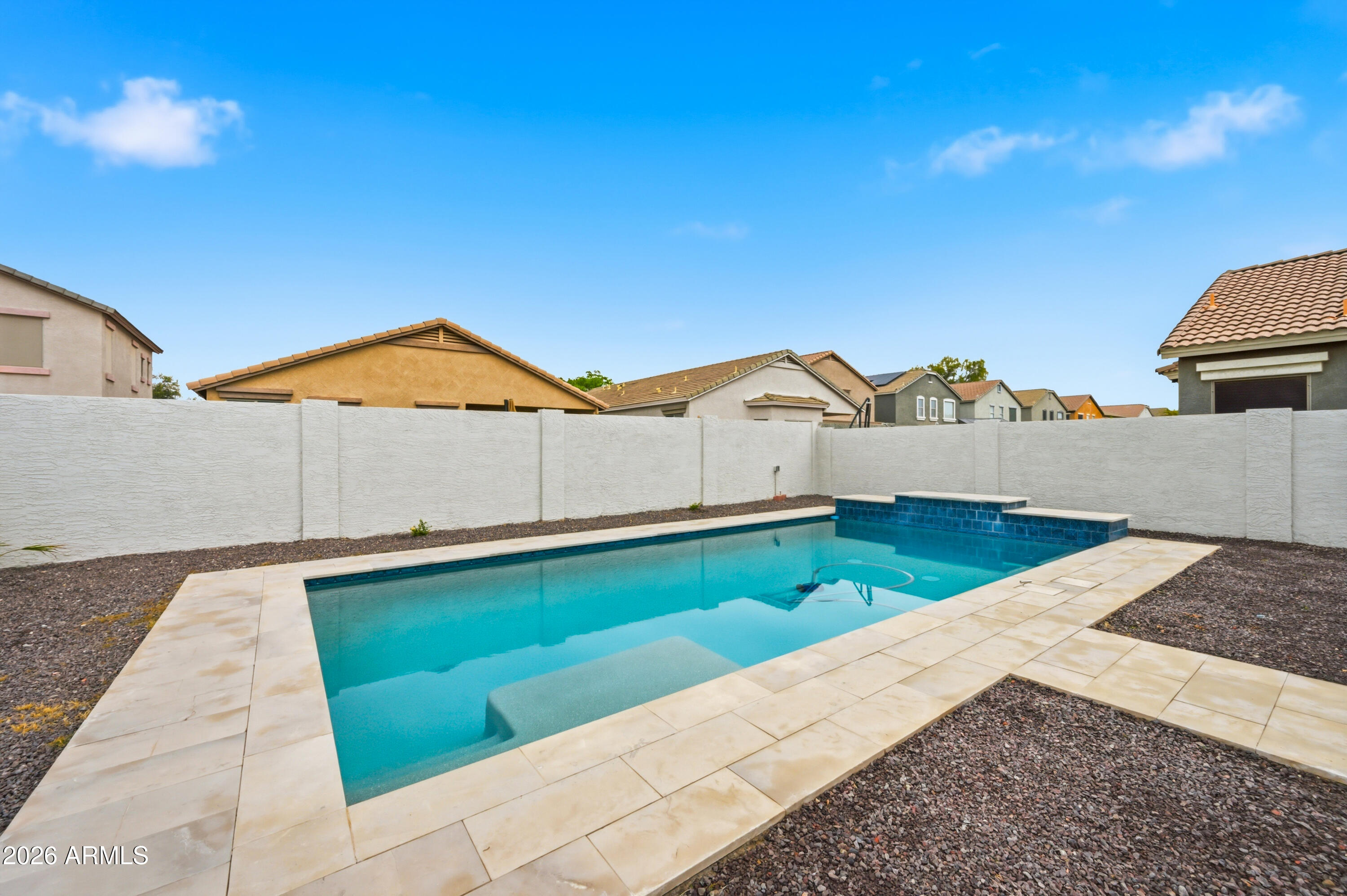 396 E MADDISON Street