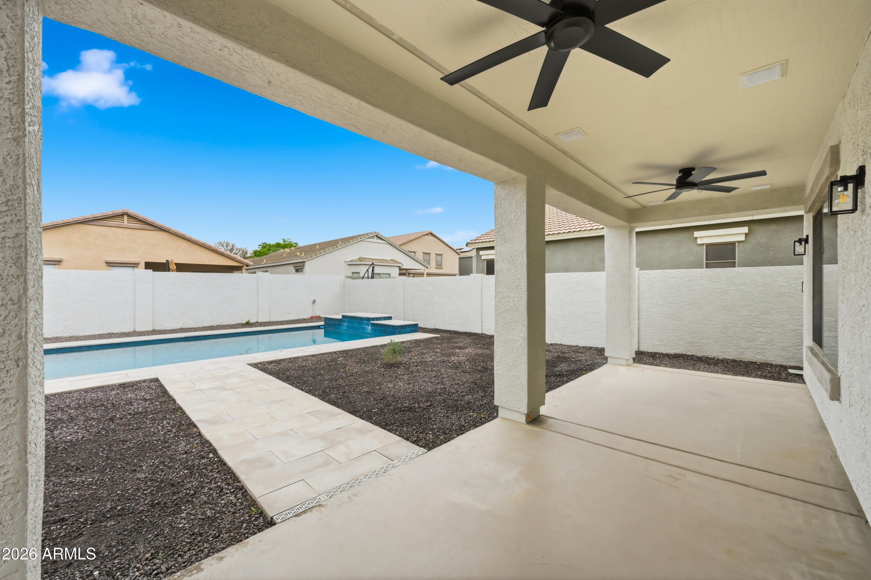 396 E MADDISON Street