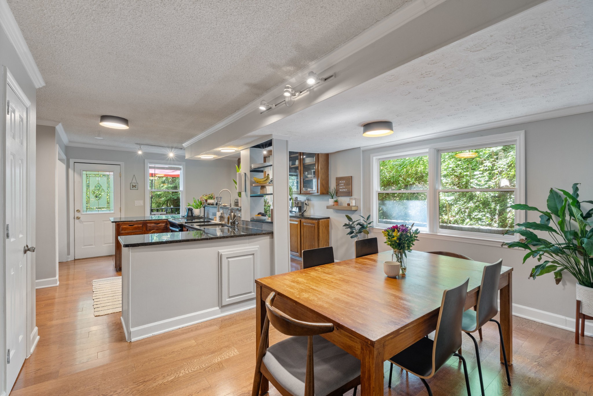 5131 Prince Phillip Cv