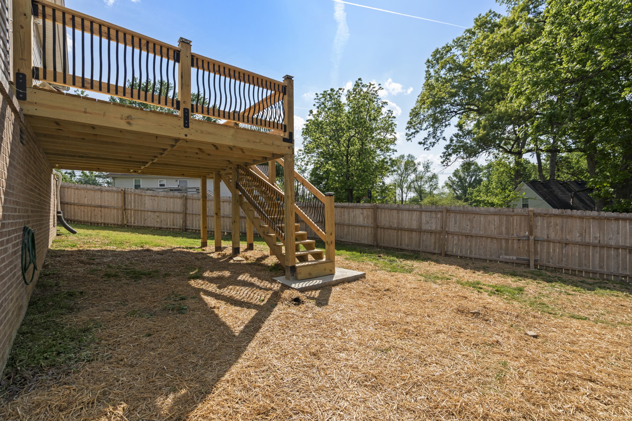 1004 Woodbrier Ln