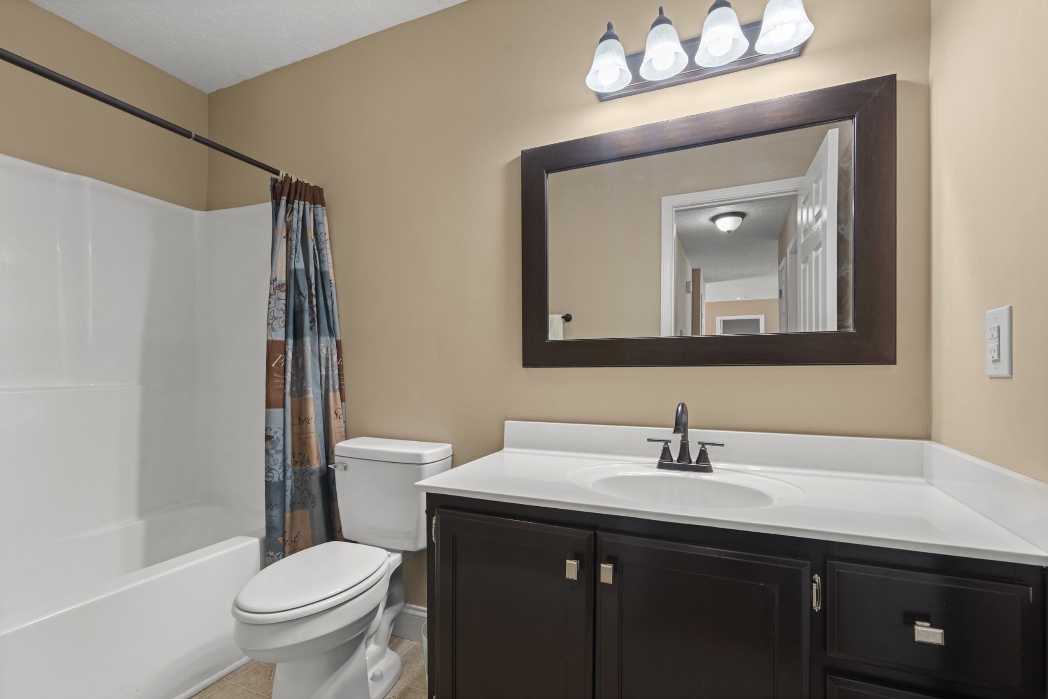 1004 Woodbrier Ln