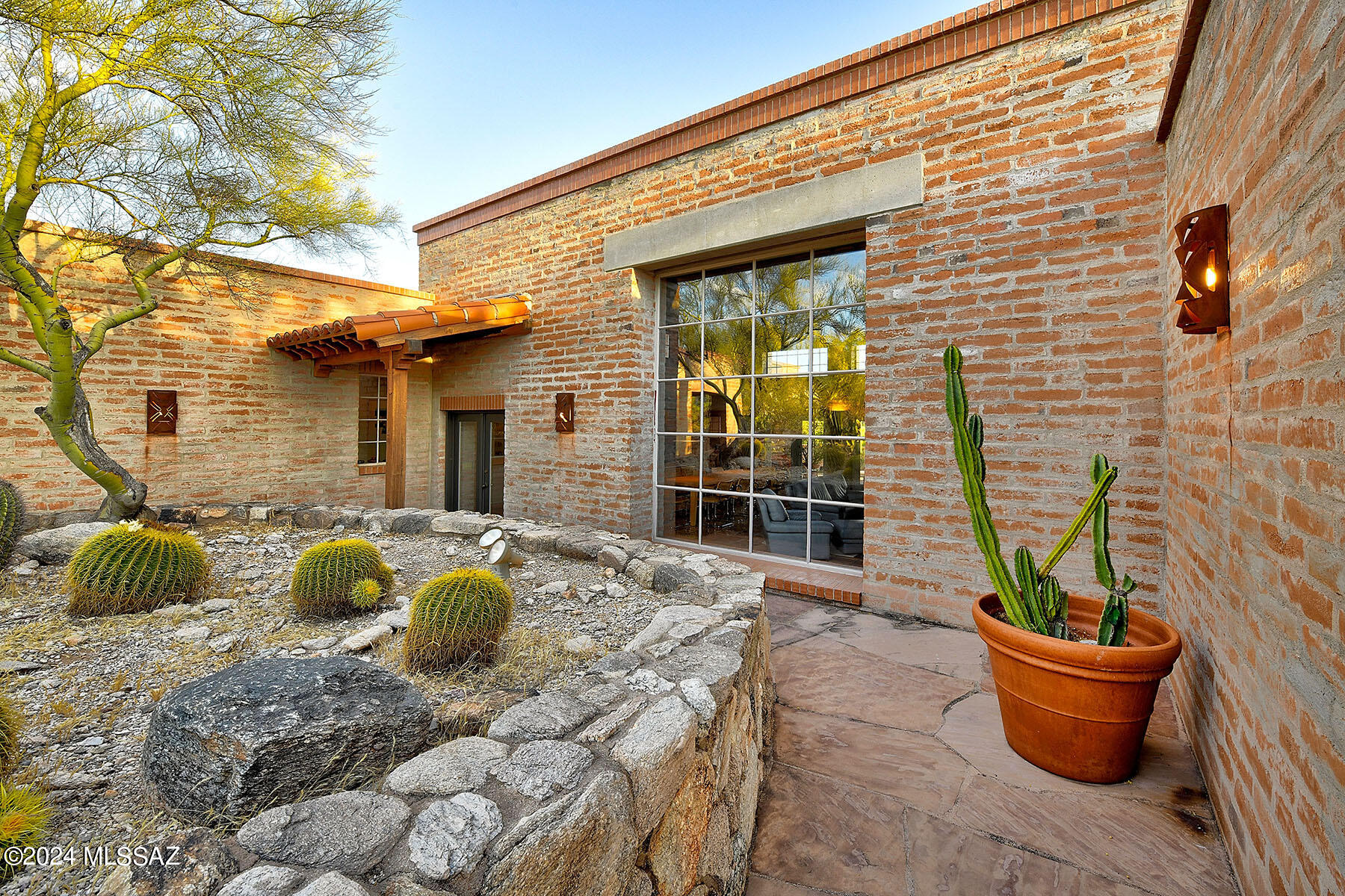 5101 N Circulo Sobrio