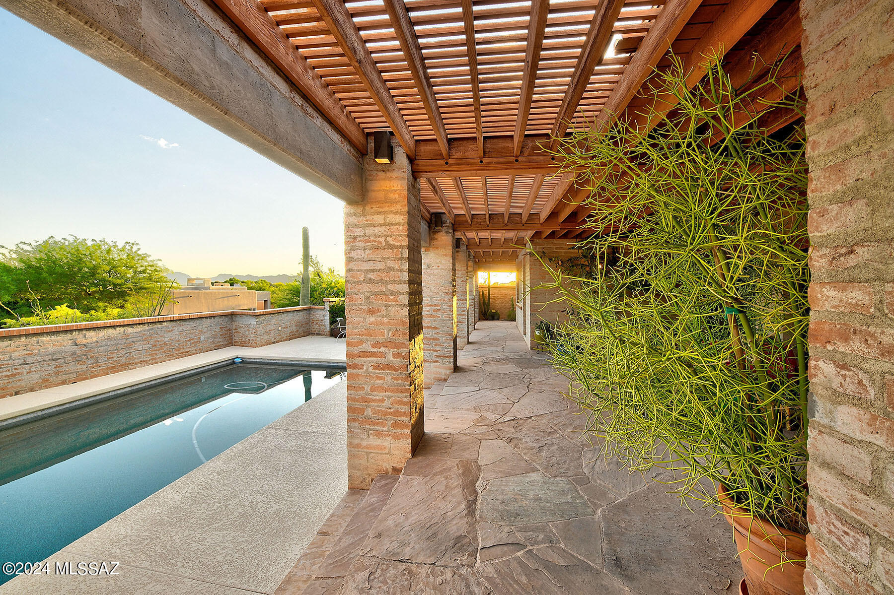 5101 N Circulo Sobrio