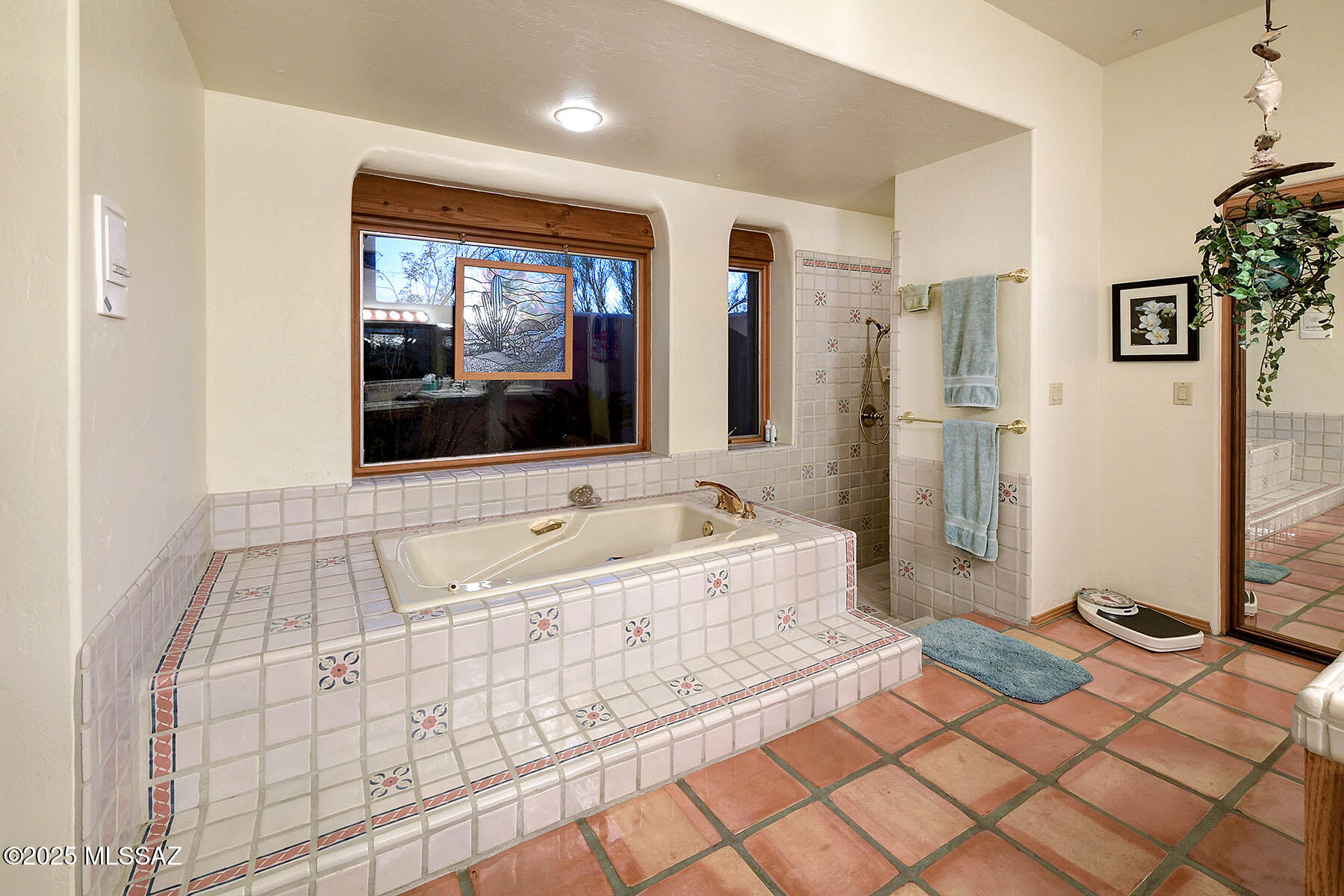 4960 N Circulo Sobrio