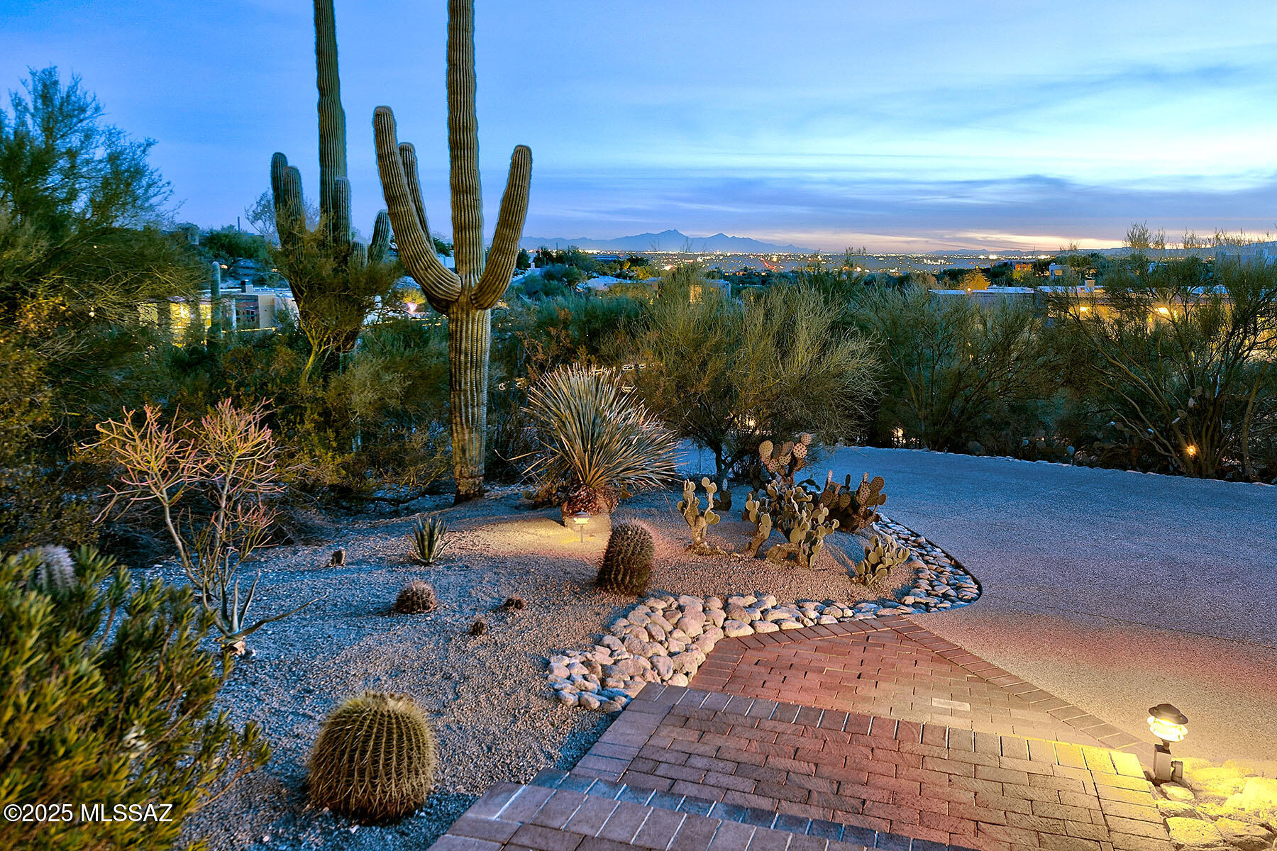 4960 N Circulo Sobrio