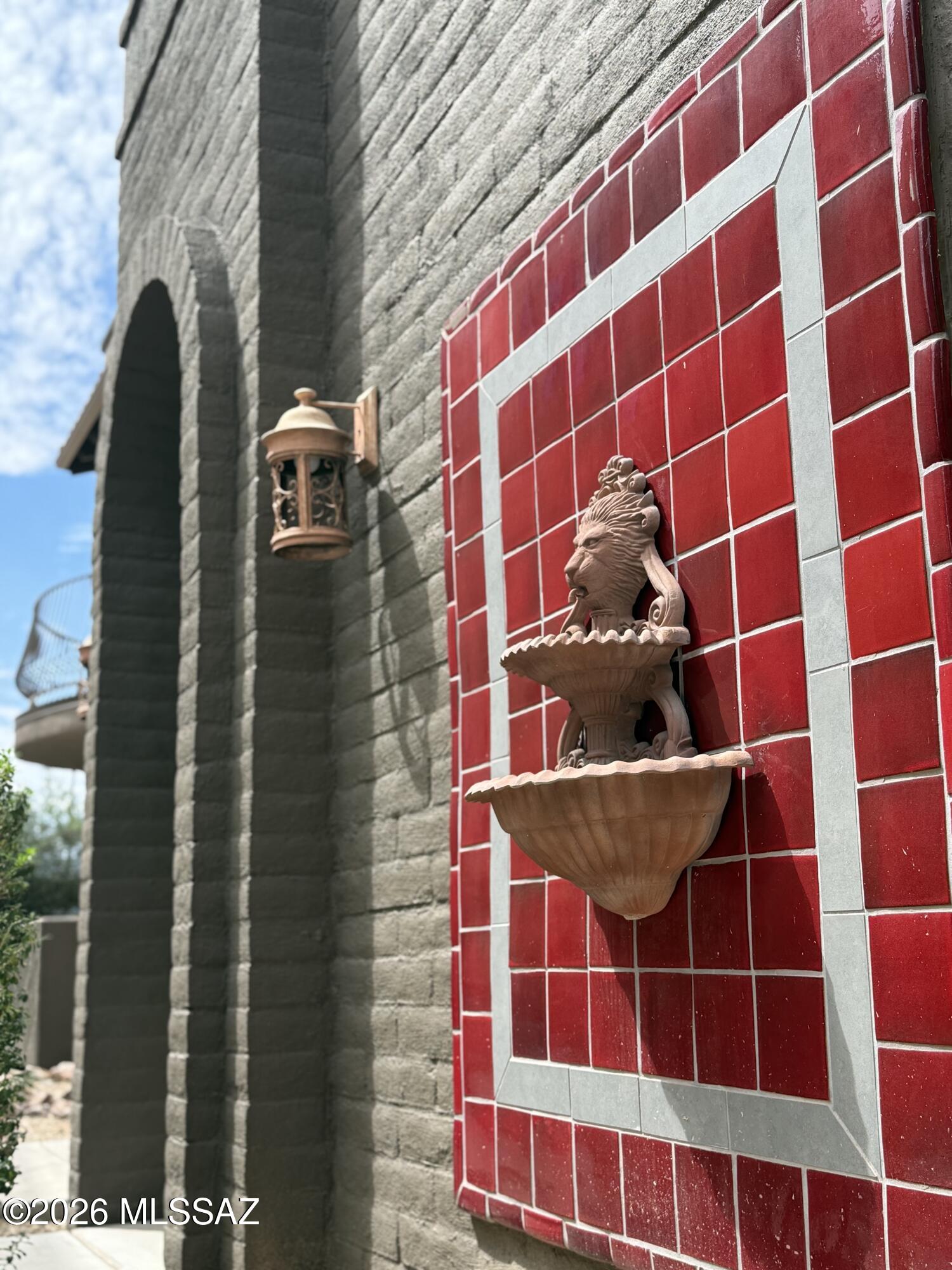 2028 E River Road Unit: 205