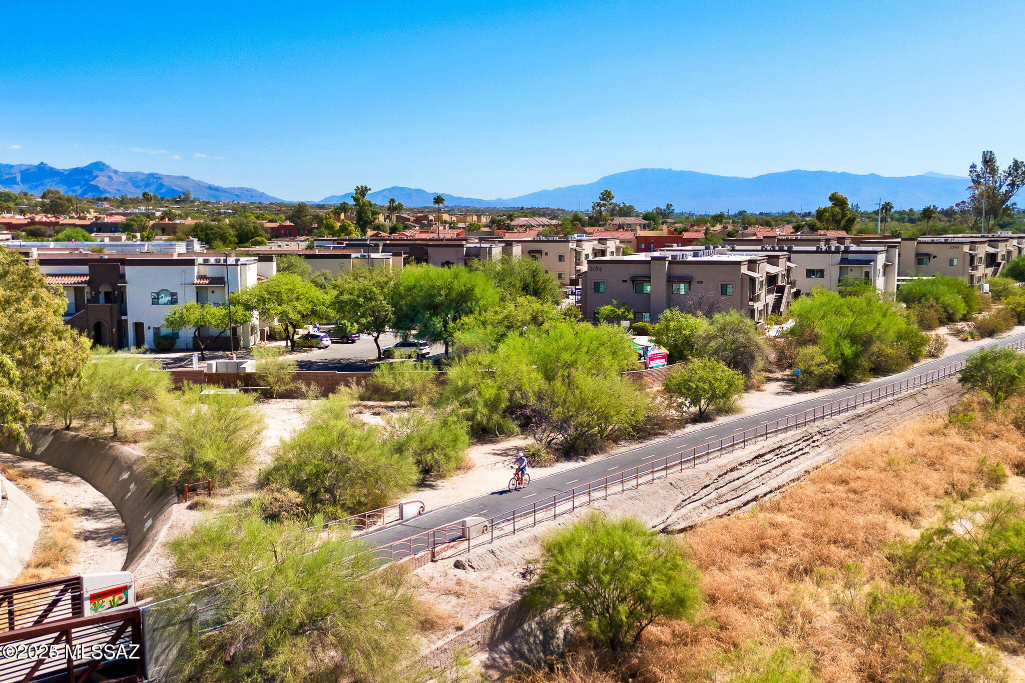 2028 E River Road Unit: 205