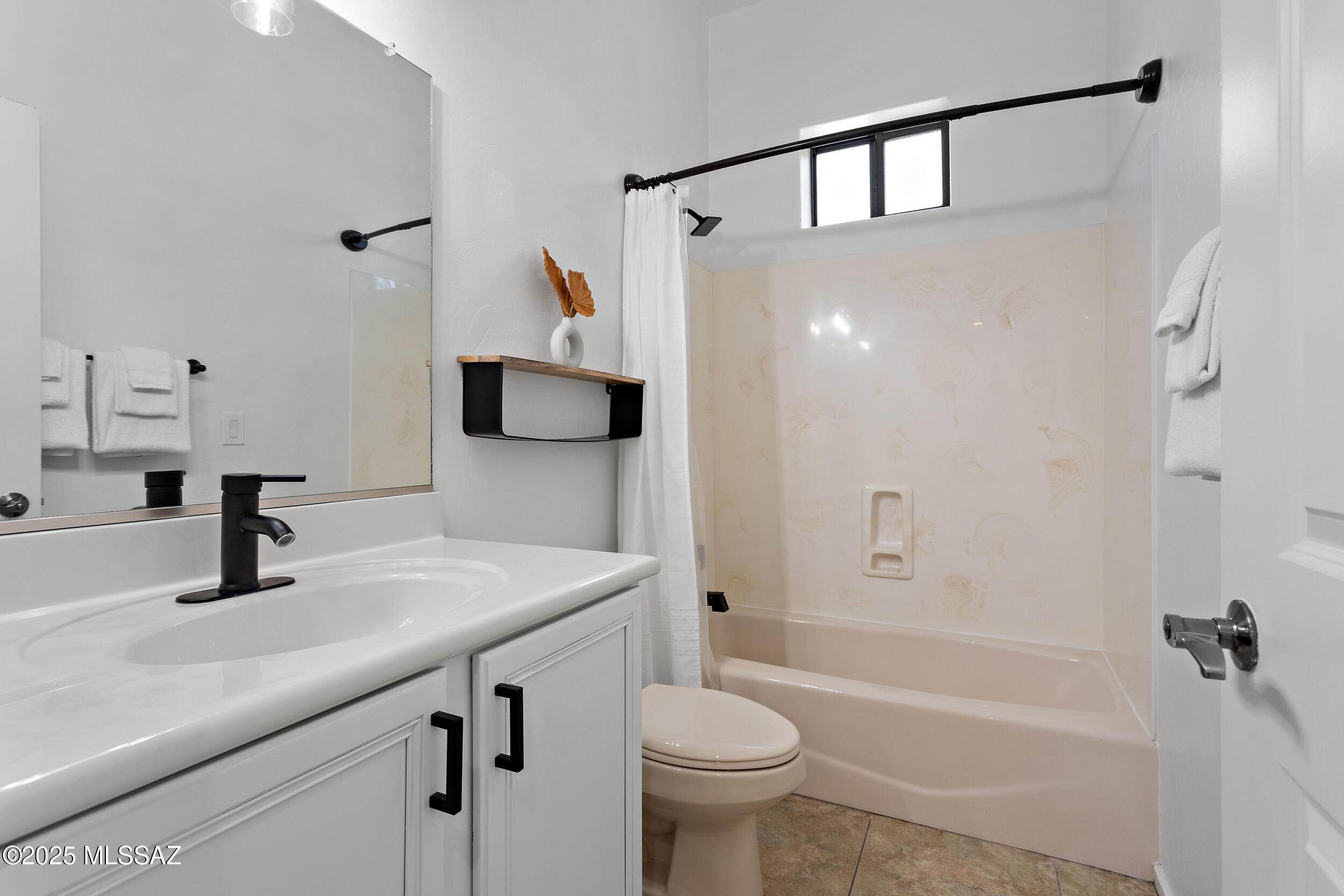 2028 E River Road Unit: 205