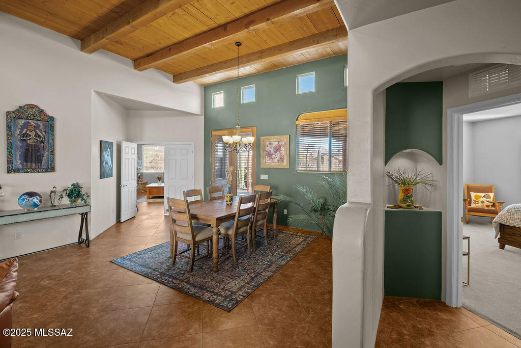 11740 N Diamond Cholla Place